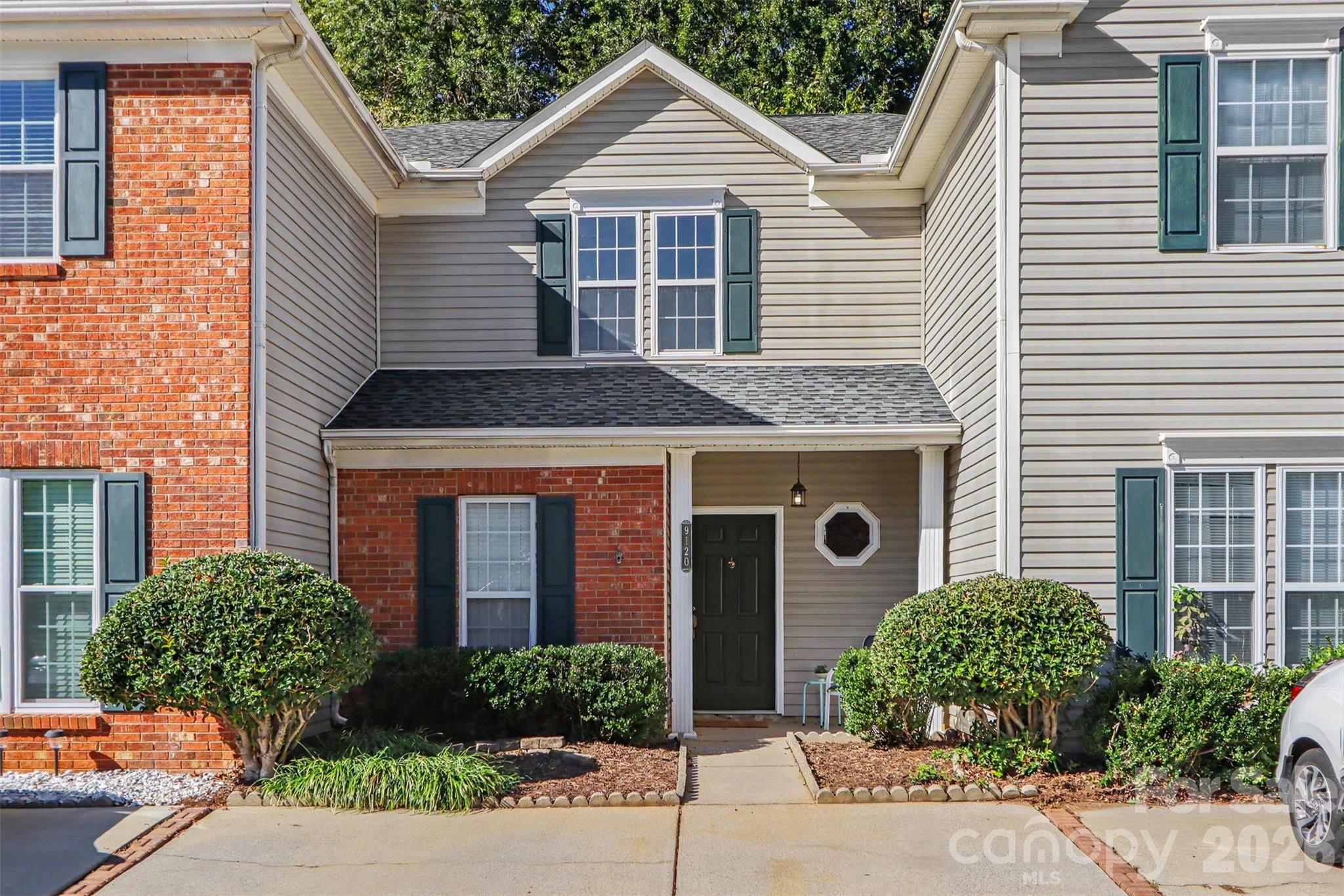 9120 Treyburn Drive Property Photo 1