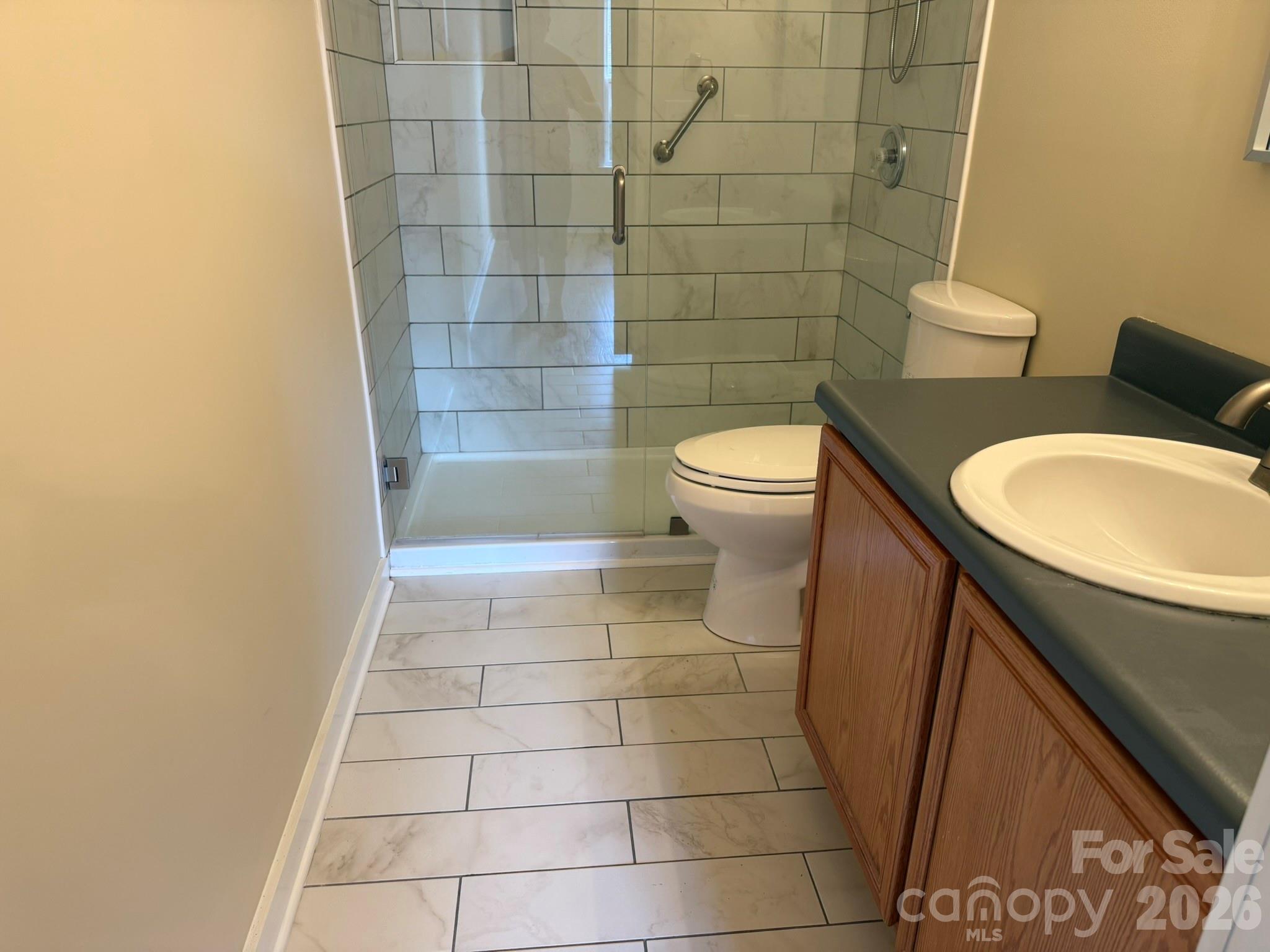 1250 Camellia Court 5b Property Photo 5