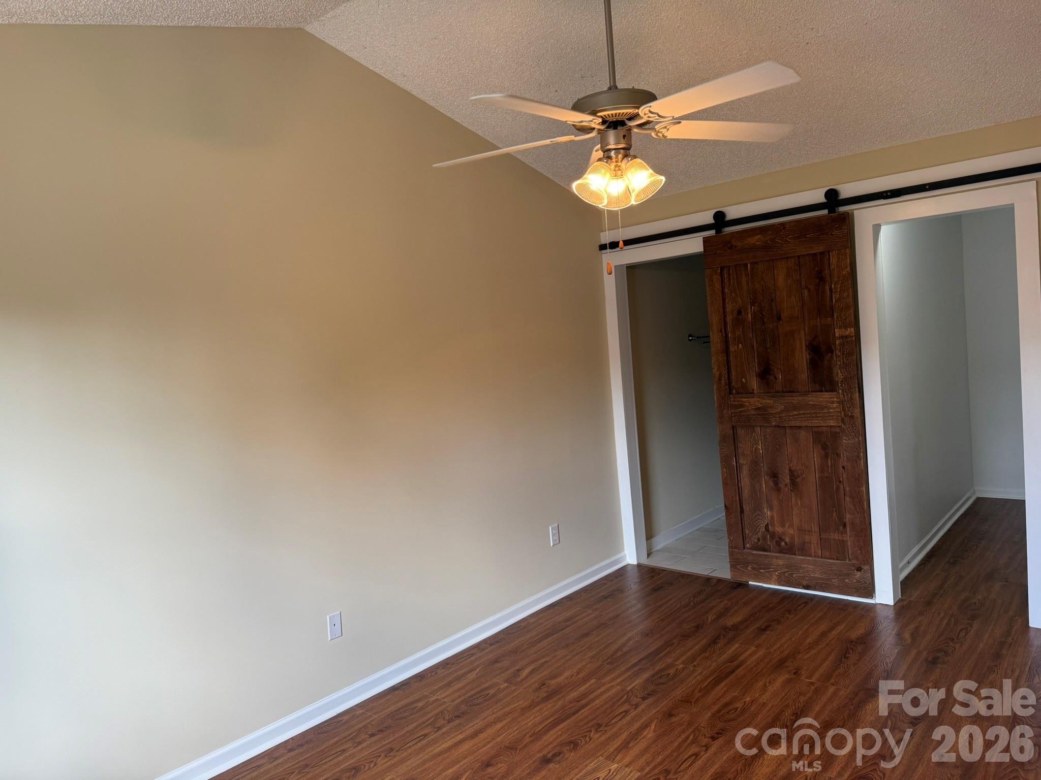 1250 Camellia Court 5b Property Photo 6