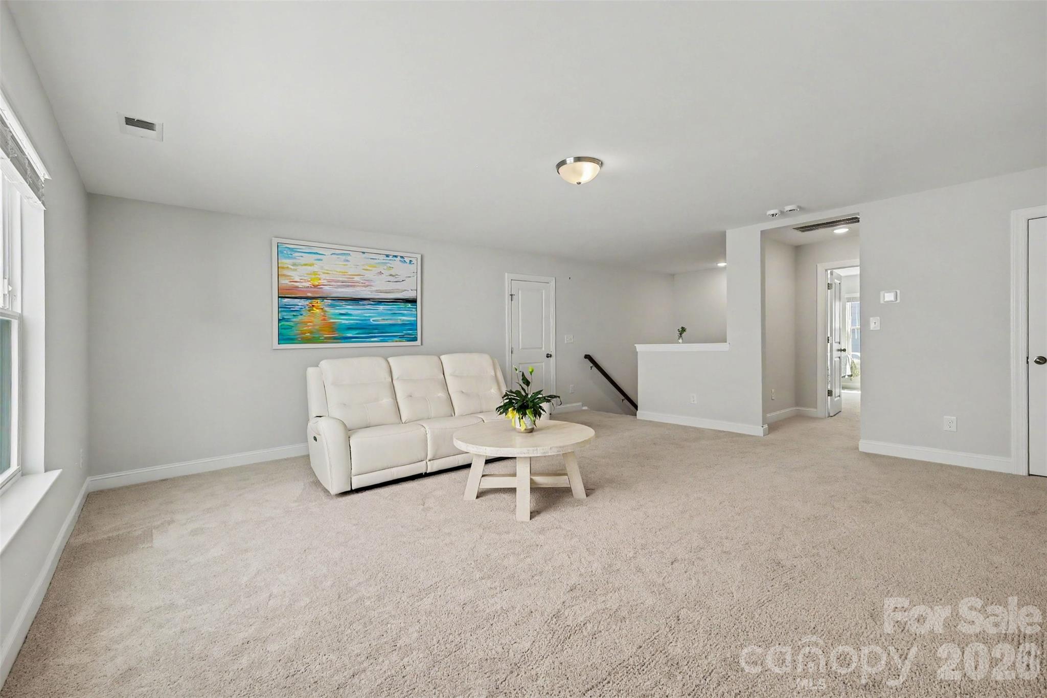 125 S Dunlavin Way Property Photo 24