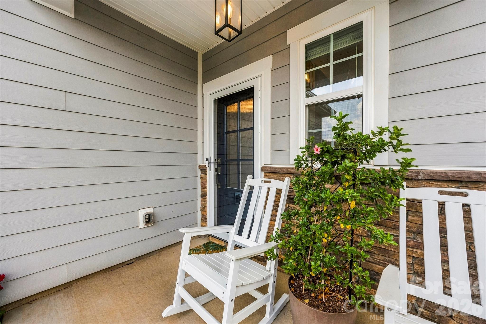 1734 Otter Perch Lane Property Photo 3