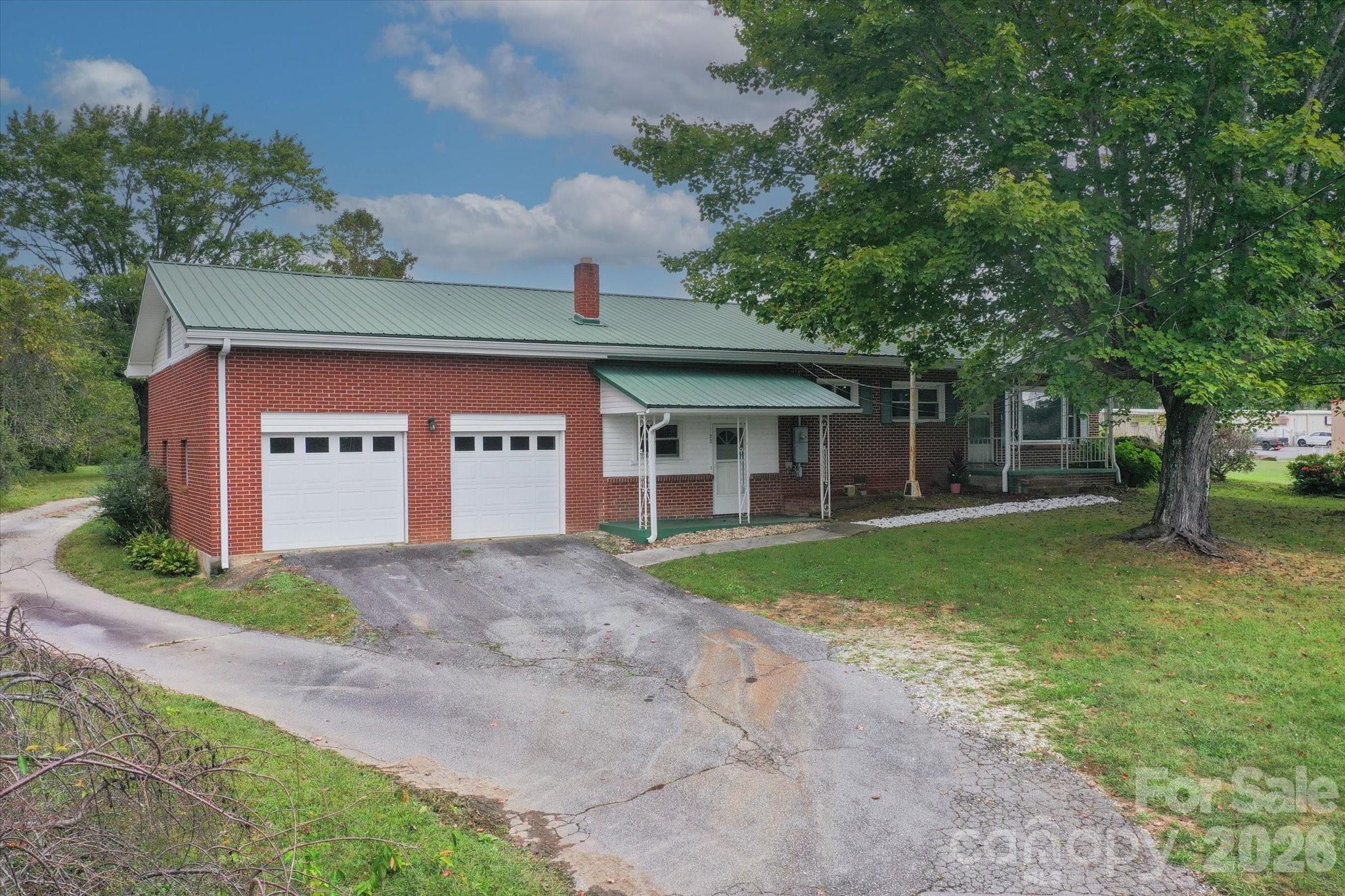 22 Madrid Lane Property Photo 1