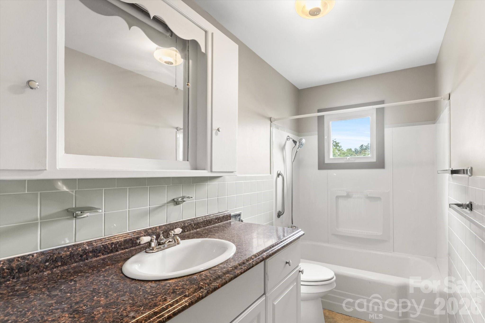 22 Madrid Lane Property Photo 6