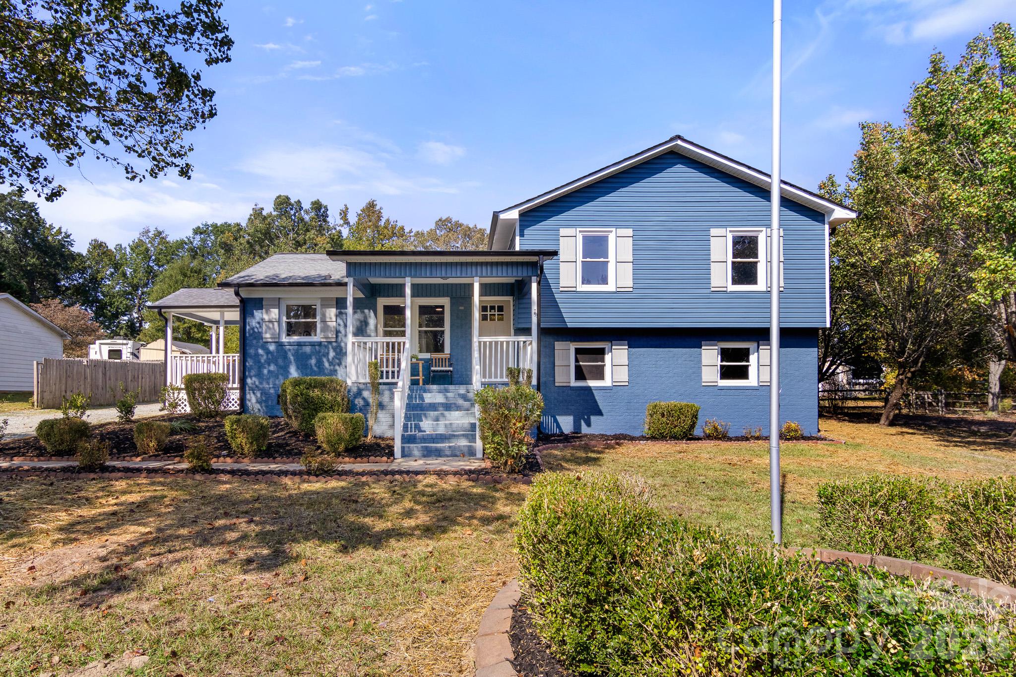 309 Catawba Circle Property Photo 1