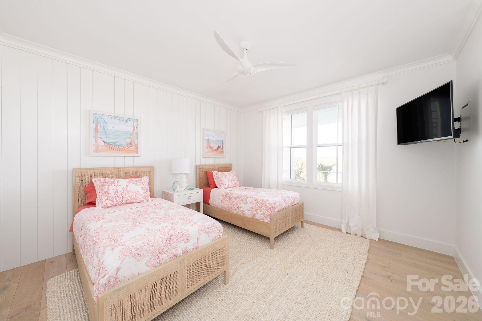 1842 E Main Street Property Photo 28