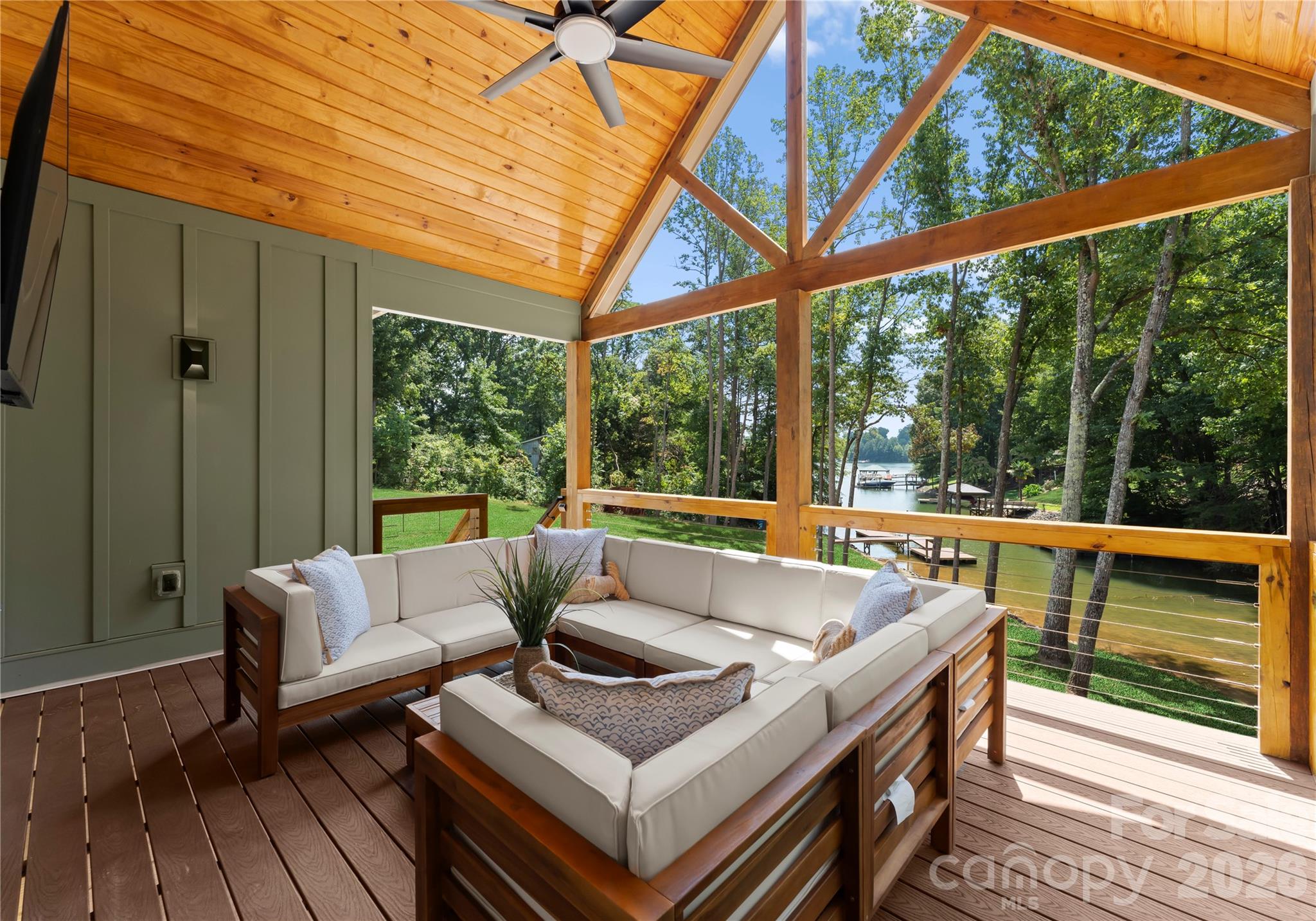 143 Hideaway Lane Property Photo 1