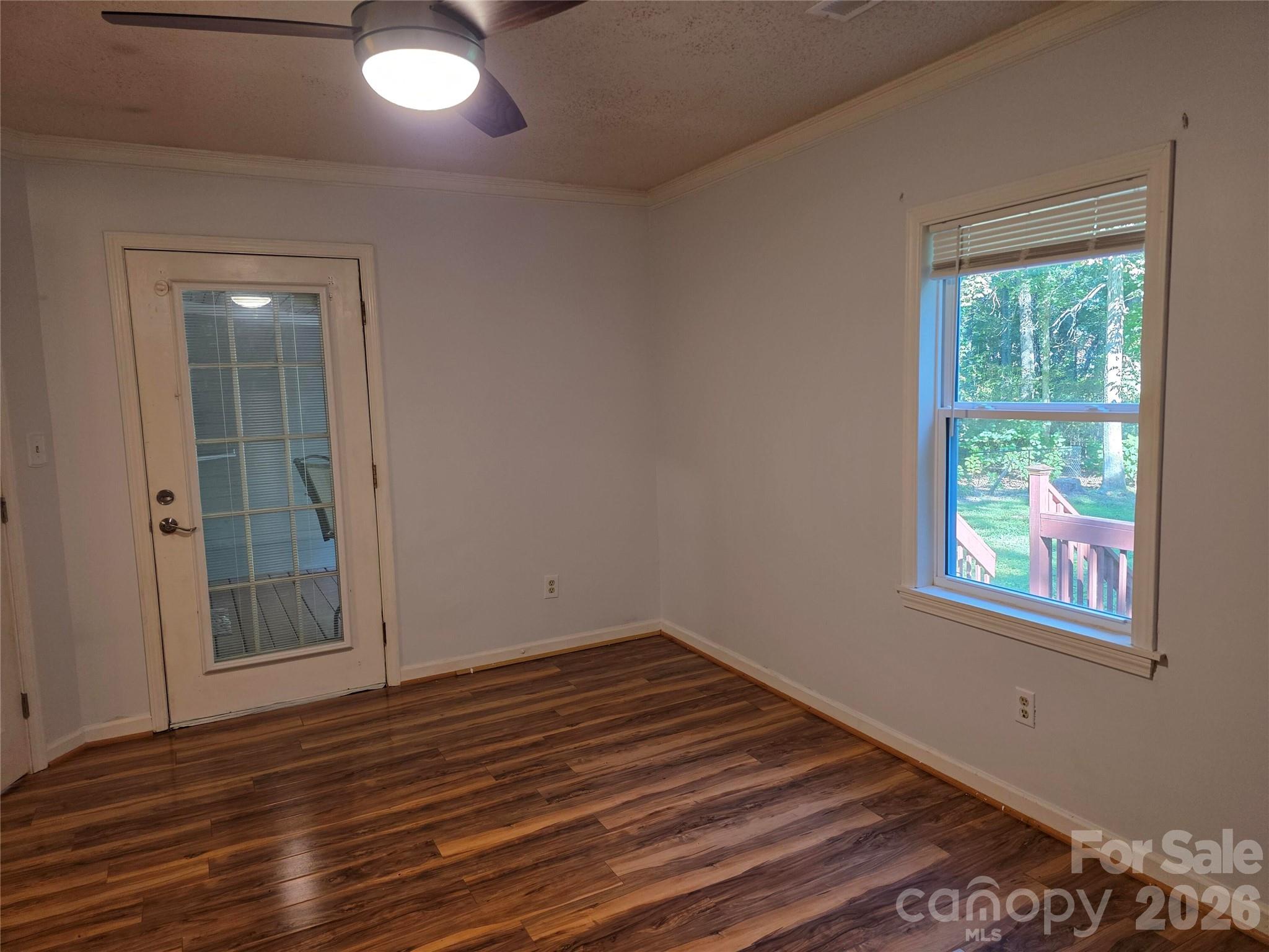 1190 Landsdowne Drive Property Photo 13