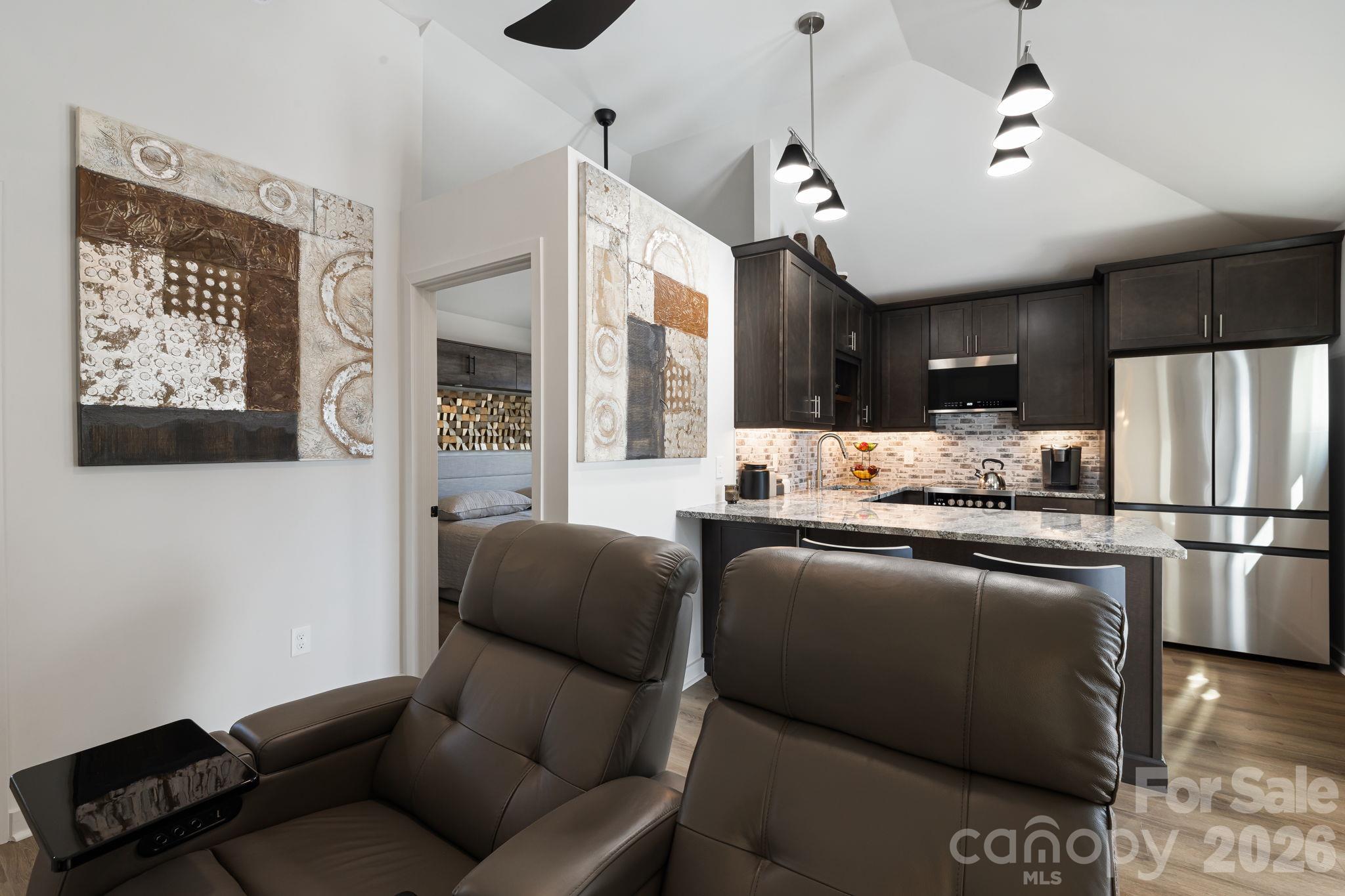 607 Kanuga Road Property Photo 8