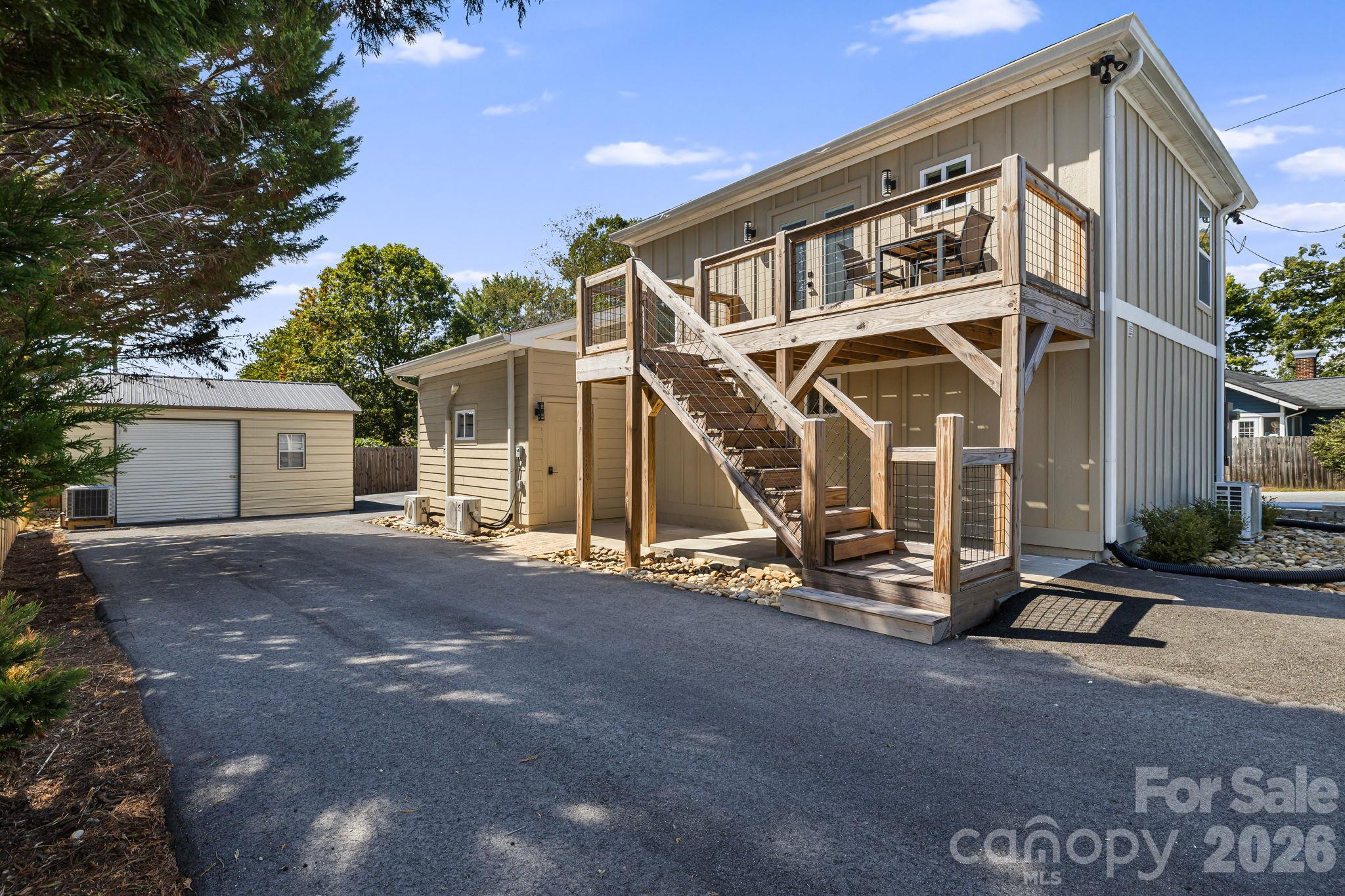 607 Kanuga Road Property Photo 44
