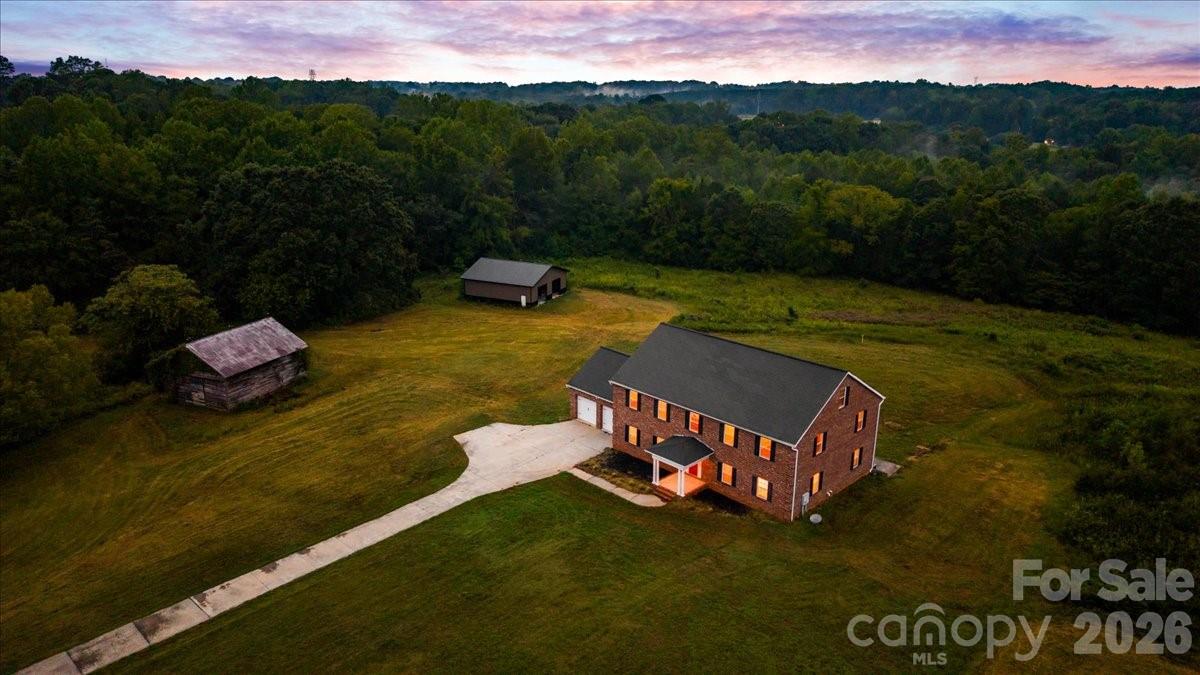 2536 Tyro Road Property Photo 1