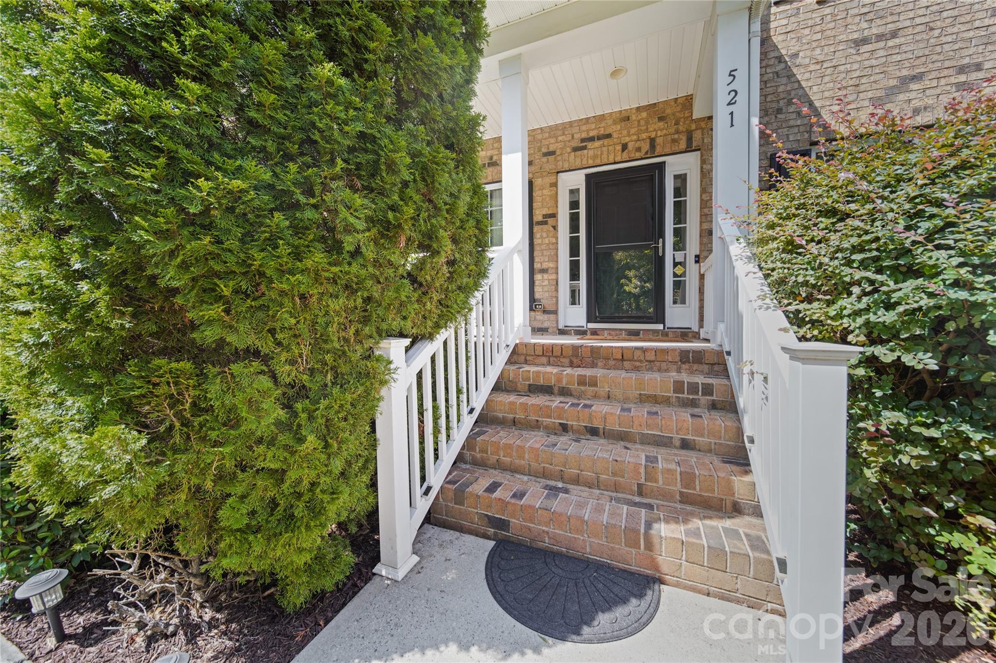 521 Stowe Road Property Photo 5