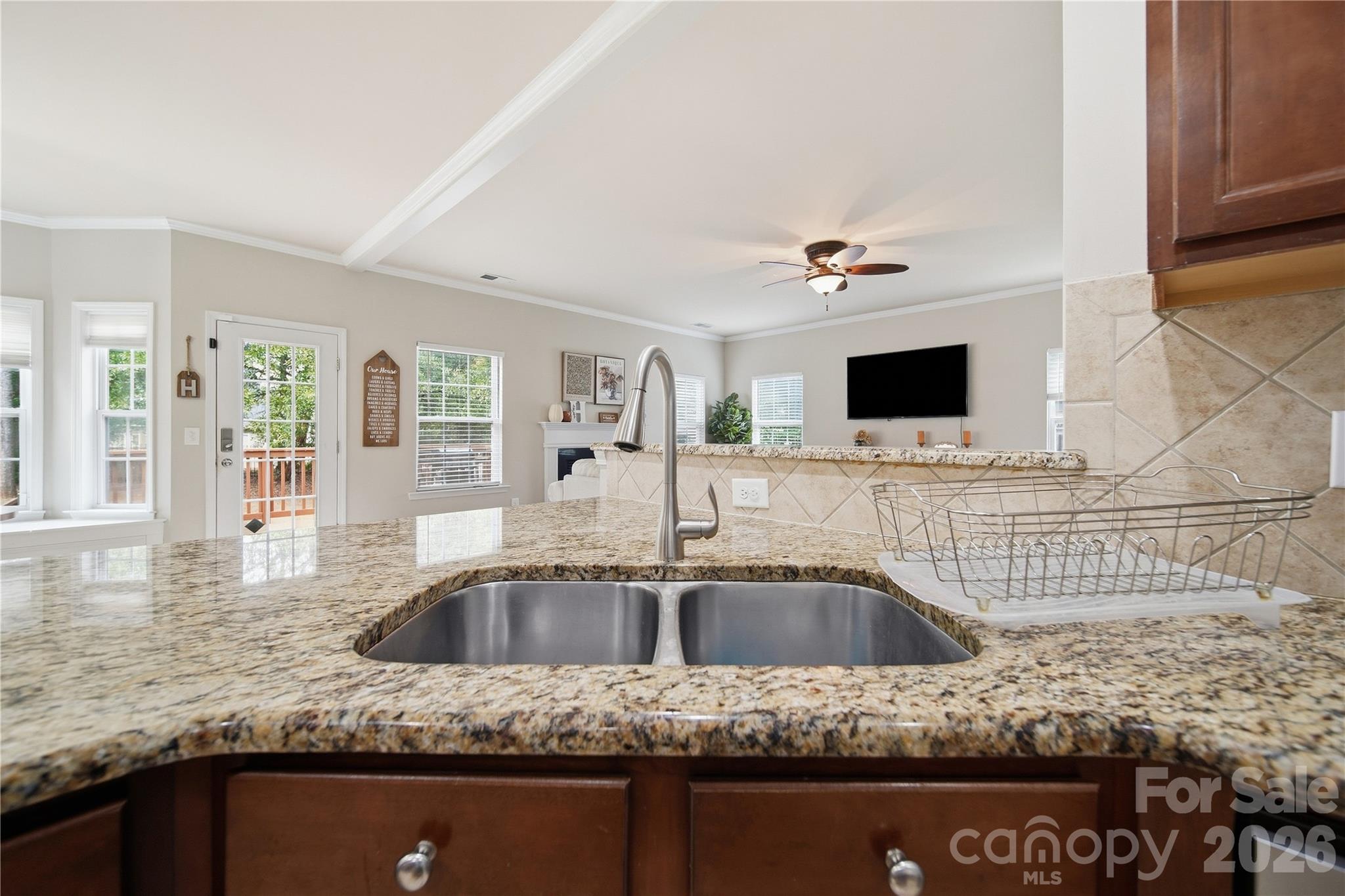521 Stowe Road Property Photo 14