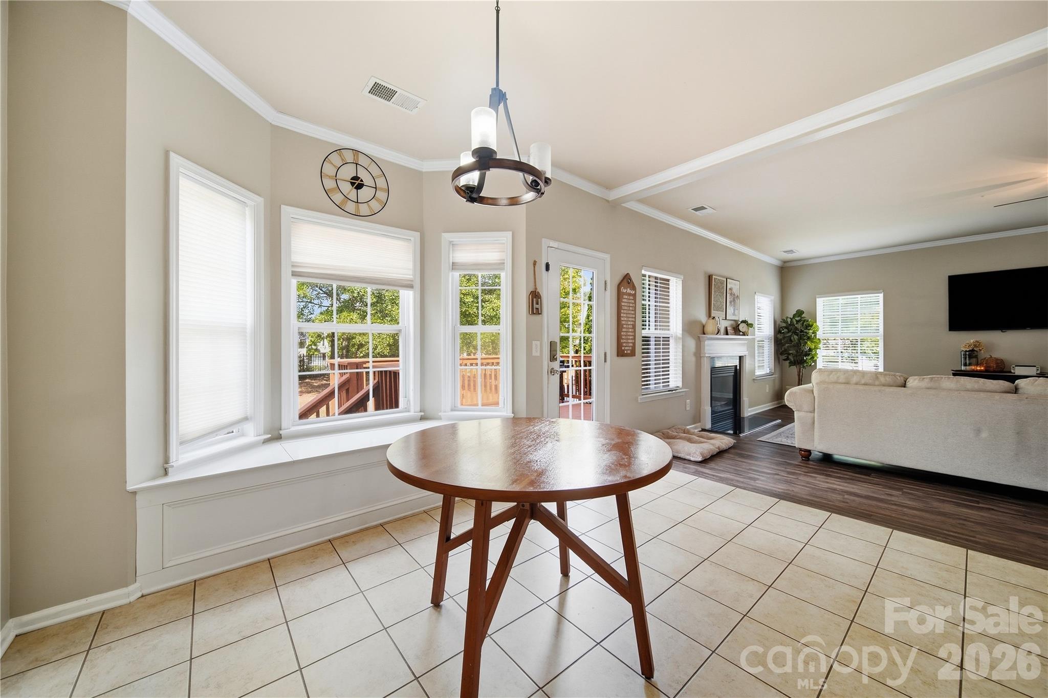 521 Stowe Road Property Photo 15