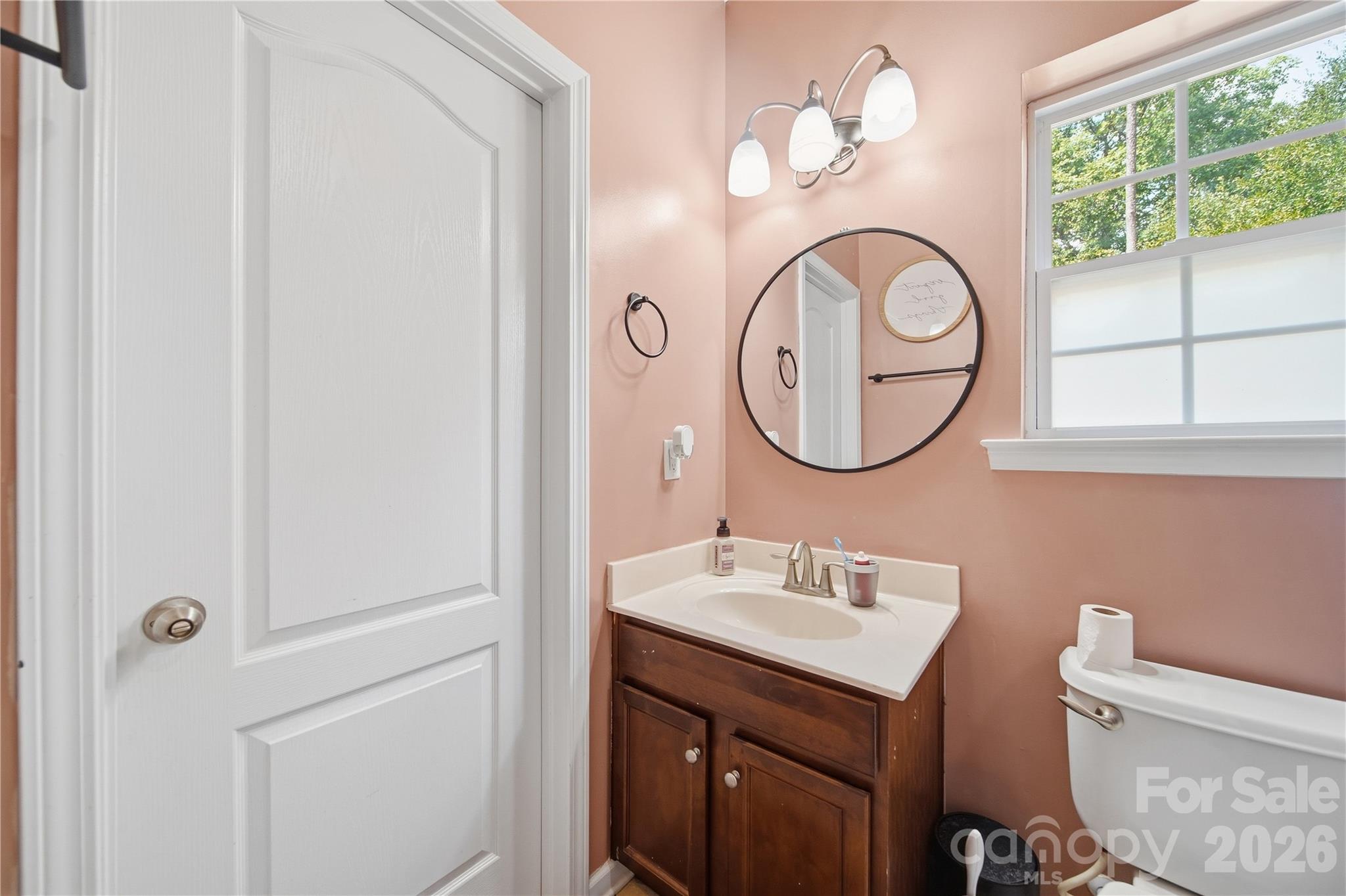 521 Stowe Road Property Photo 17