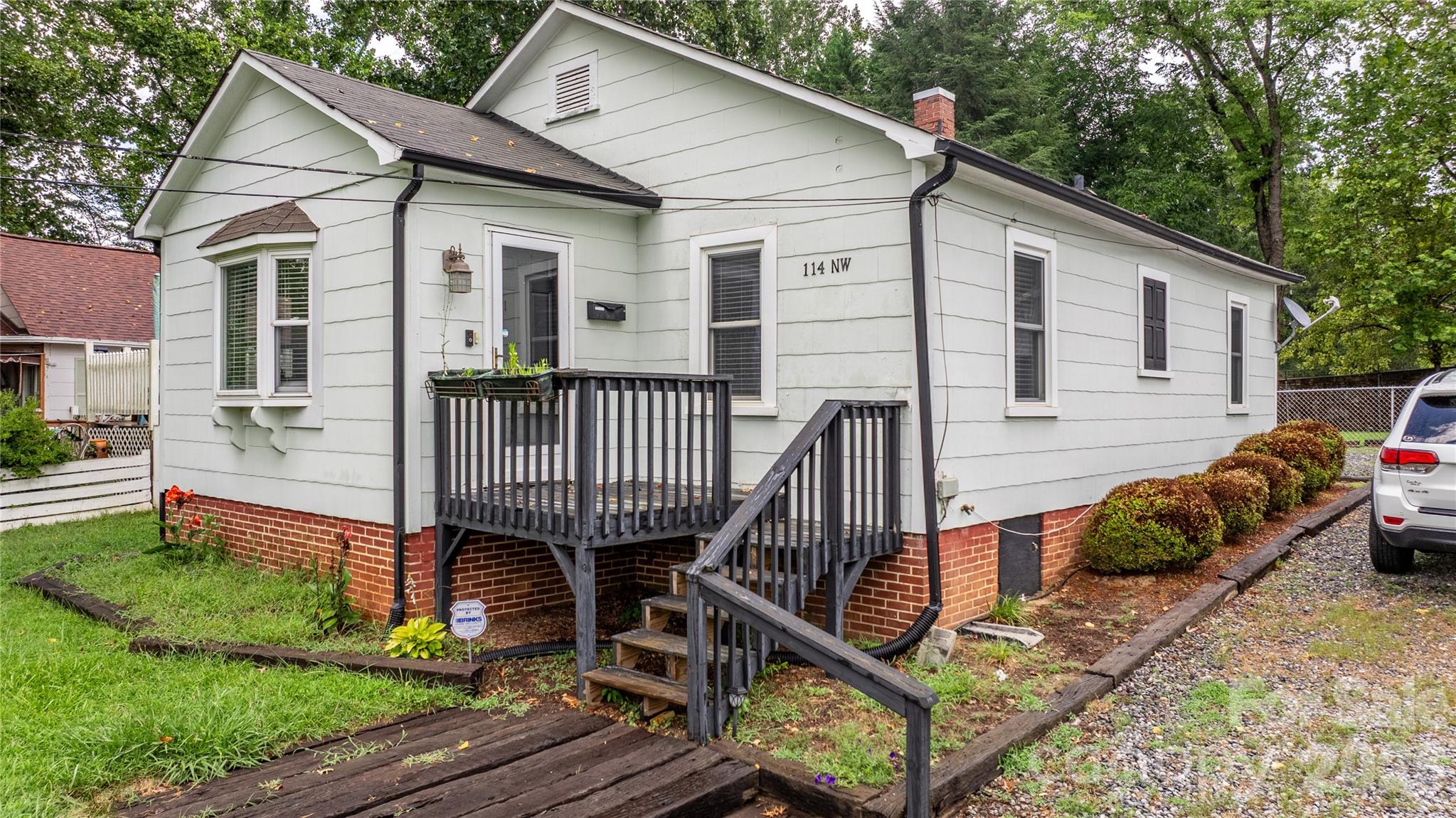 114 Virginia Street Property Photo 1