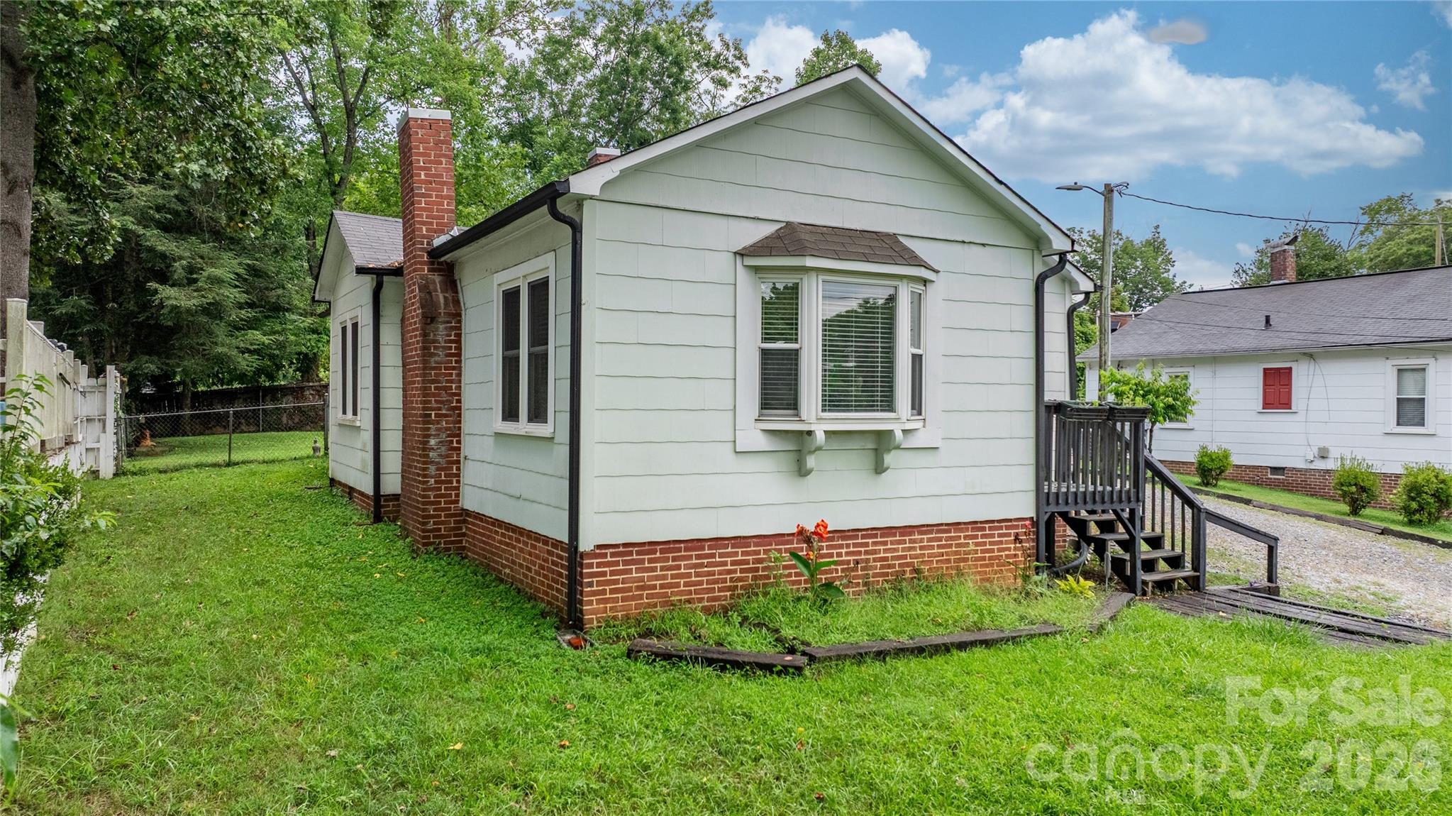 114 Virginia Street Property Photo 2