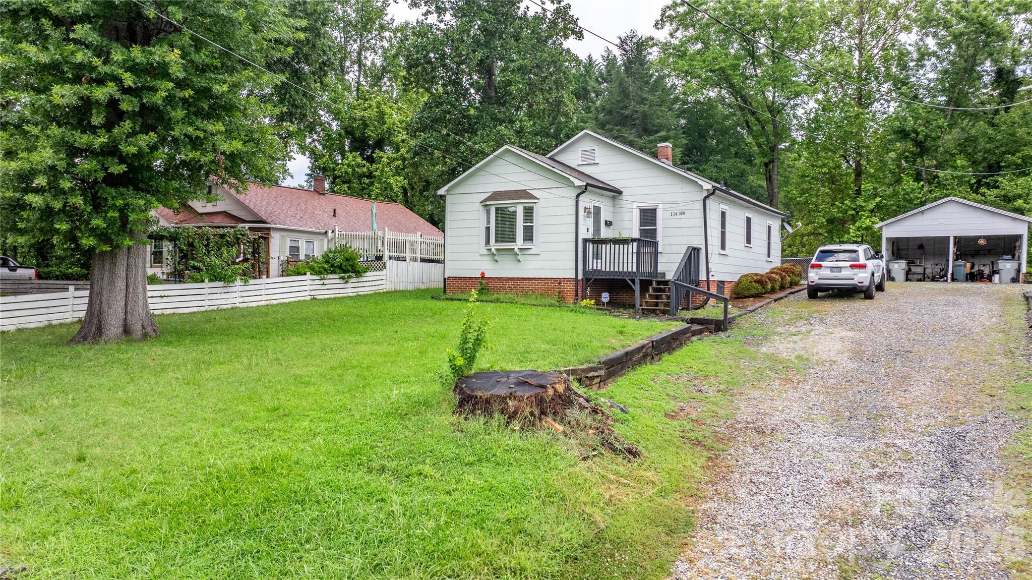 114 Virginia Street Property Photo 3