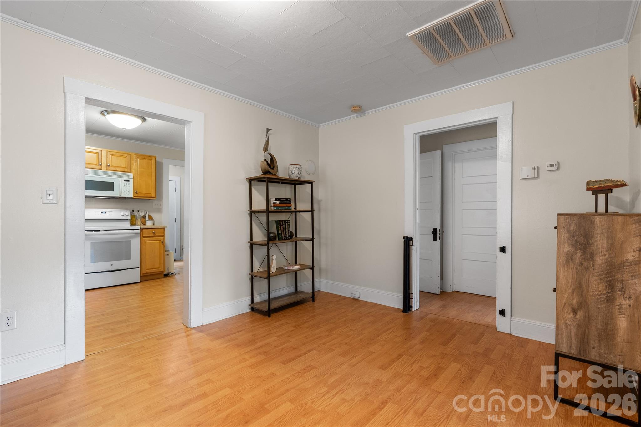 114 Virginia Street Property Photo 6