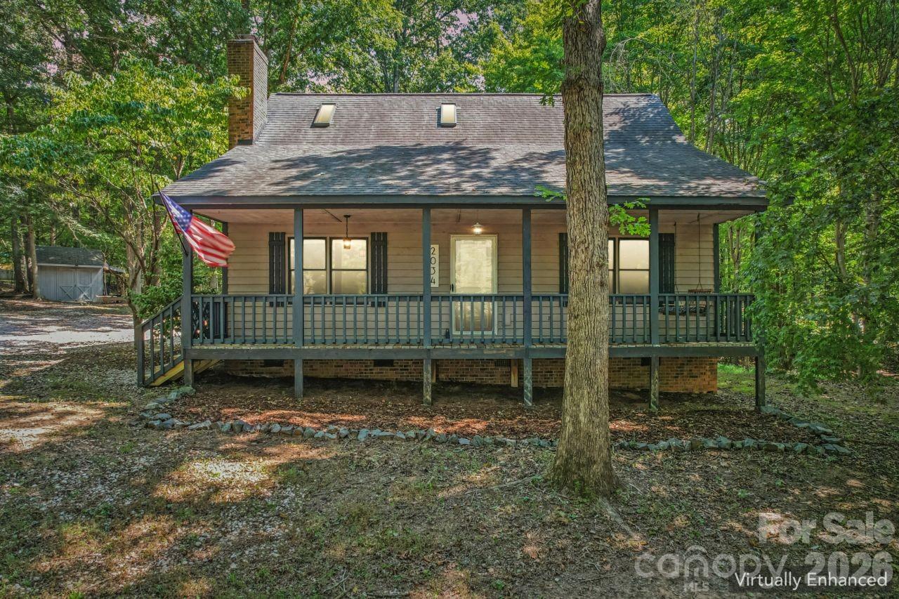 2034 Fairhill Circle Property Photo 1