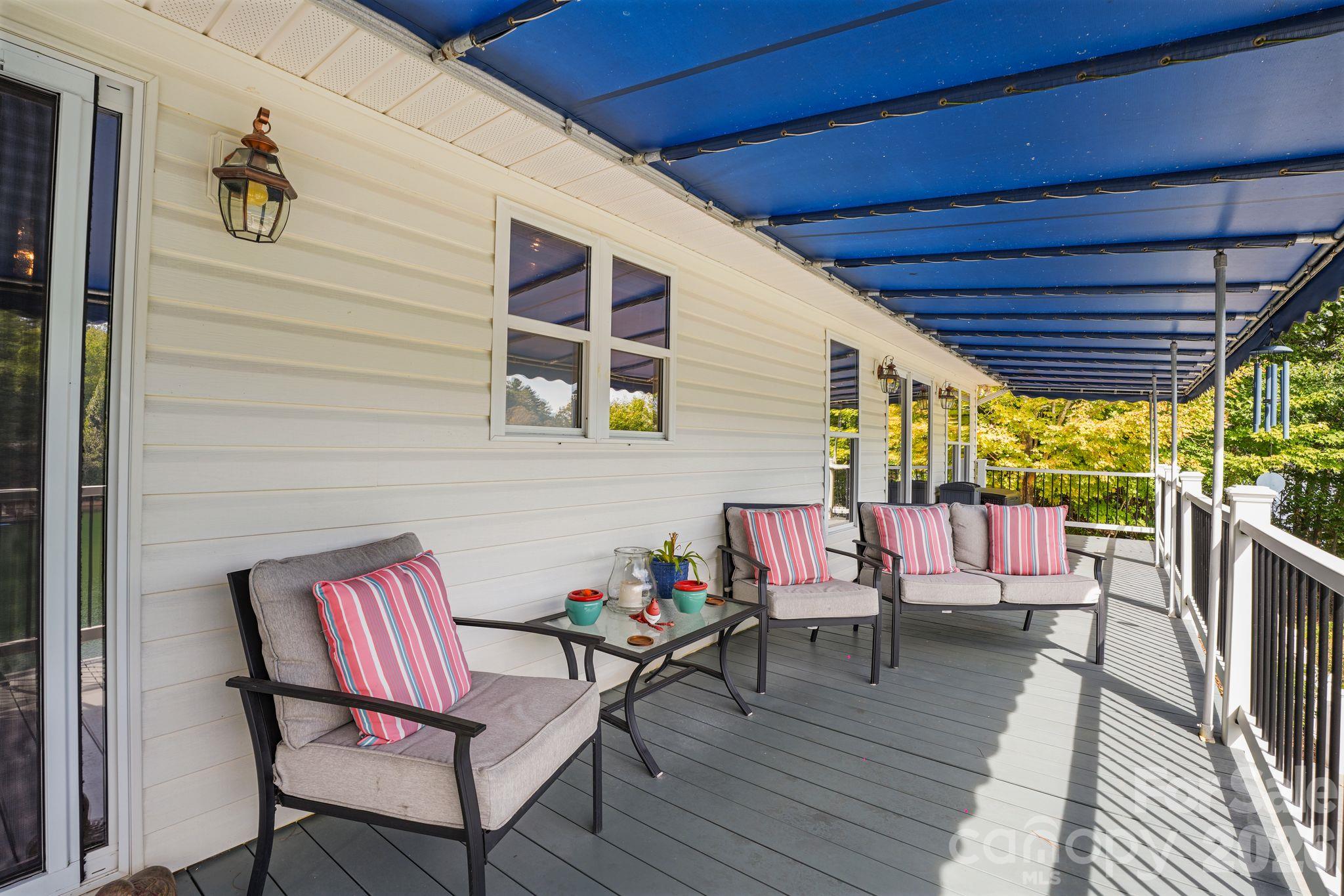 2250 Mallard Cove Drive Property Photo 21