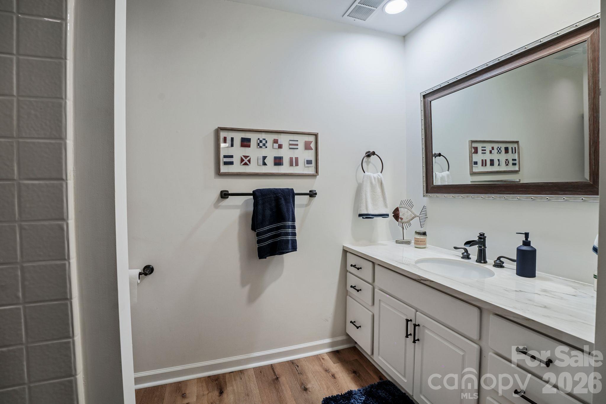 2250 Mallard Cove Drive Property Photo 27