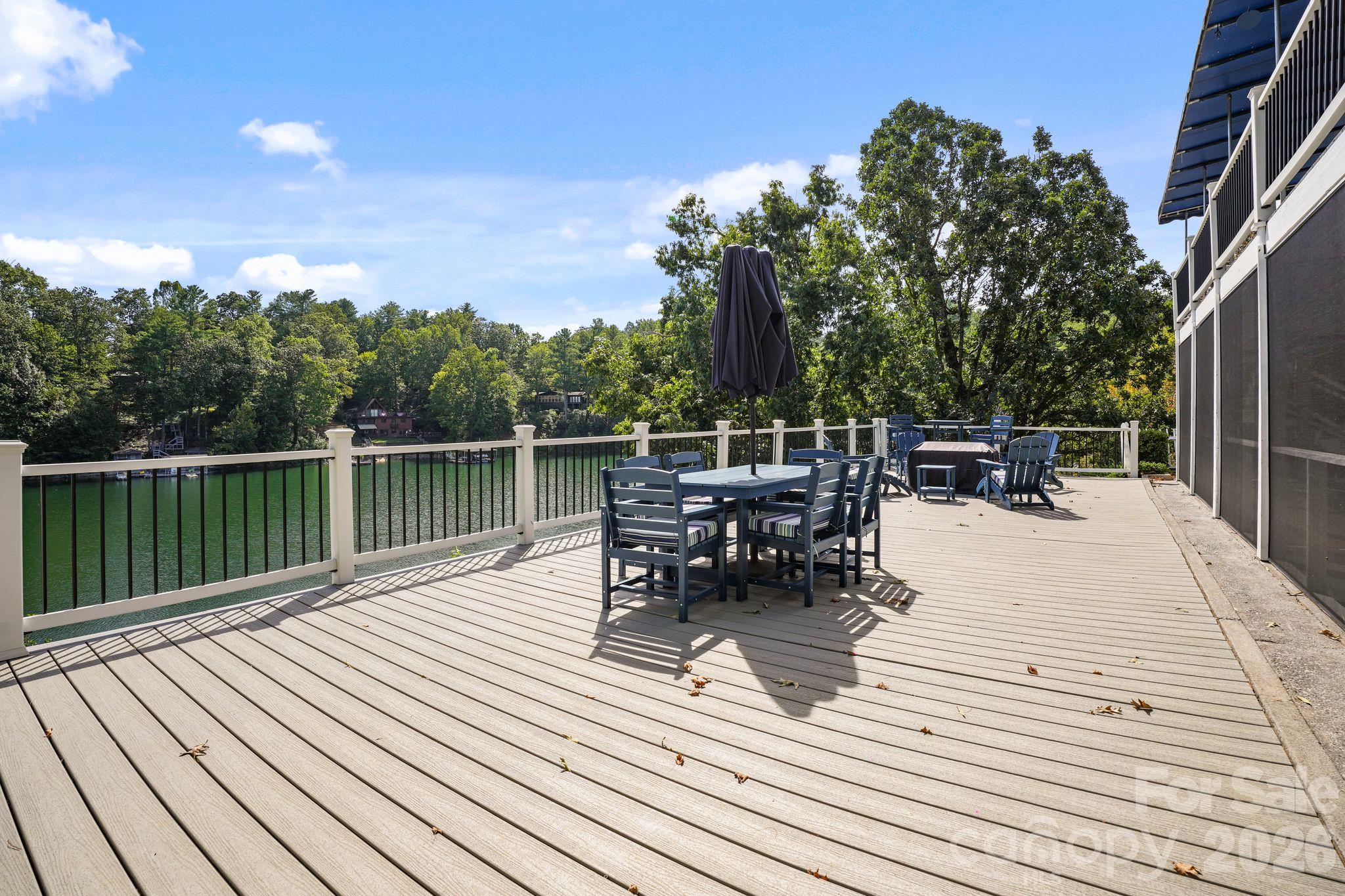 2250 Mallard Cove Drive Property Photo 33