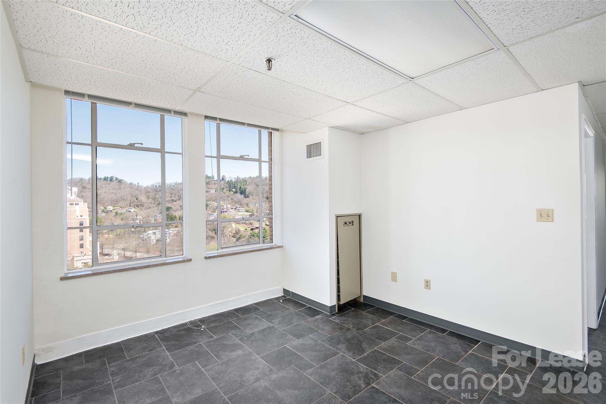 22 S Pack Square 900 Property Photo 12