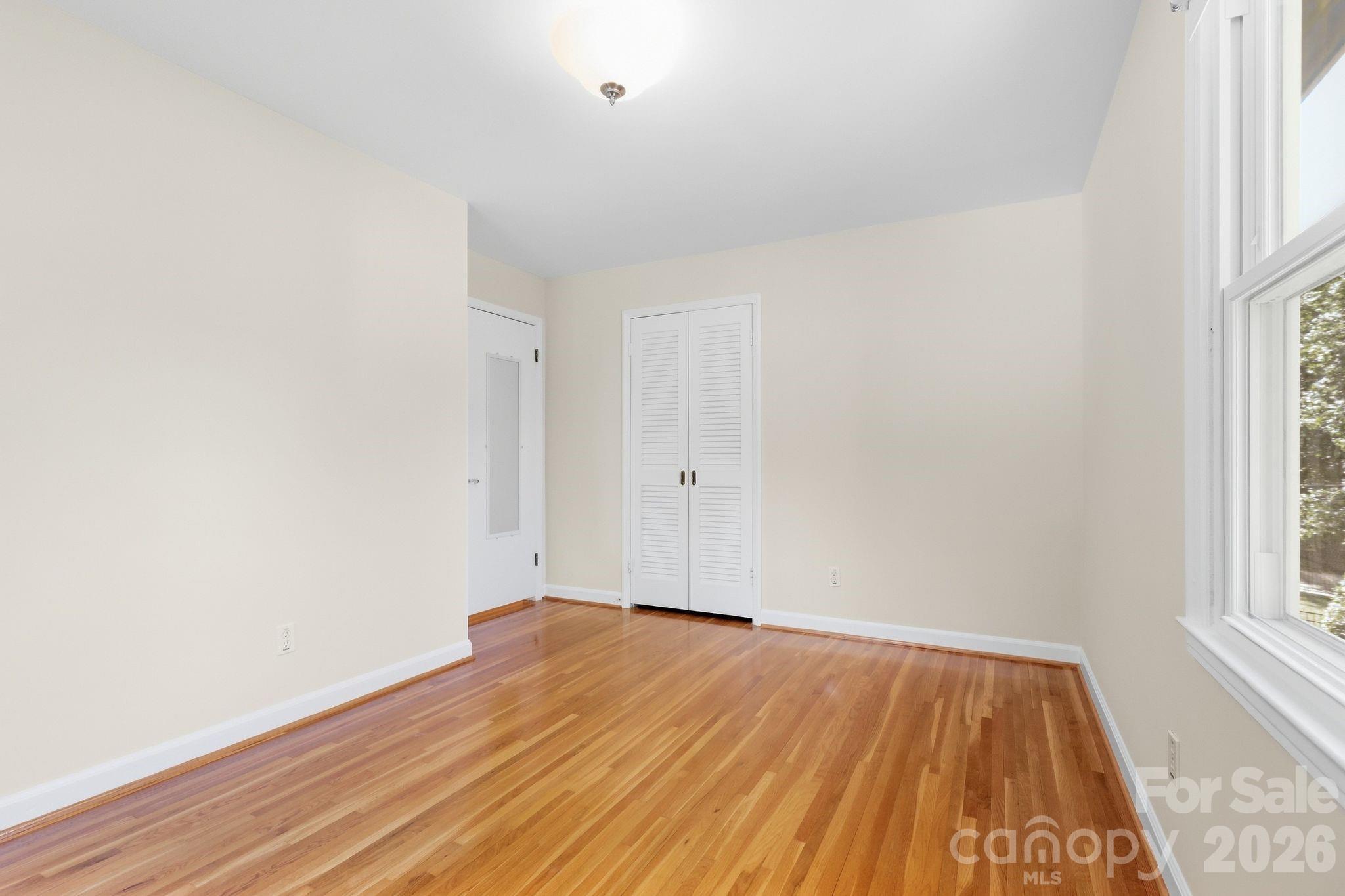 4235 Blalock Avenue Property Photo 9