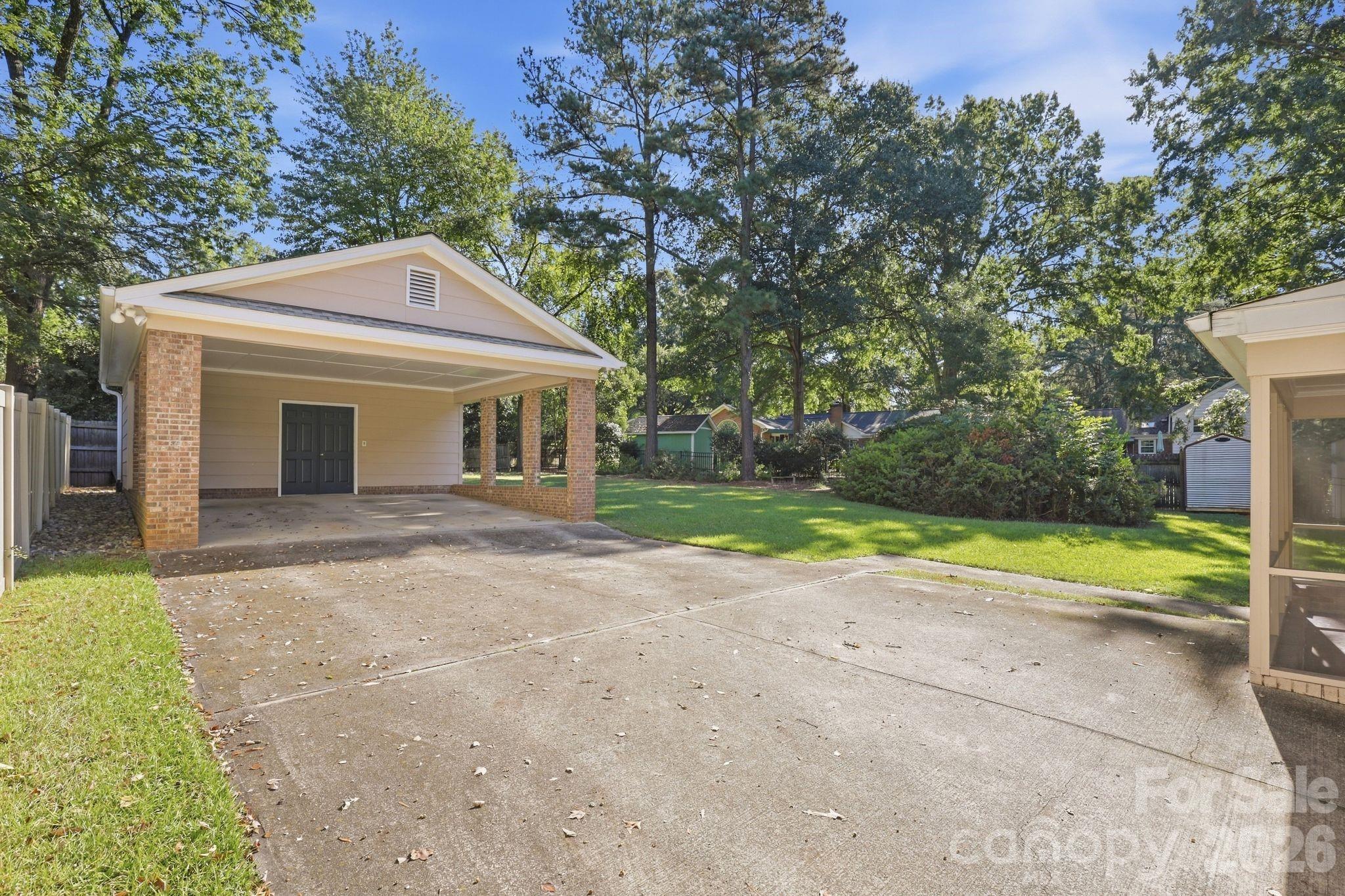 4235 Blalock Avenue Property Photo 22