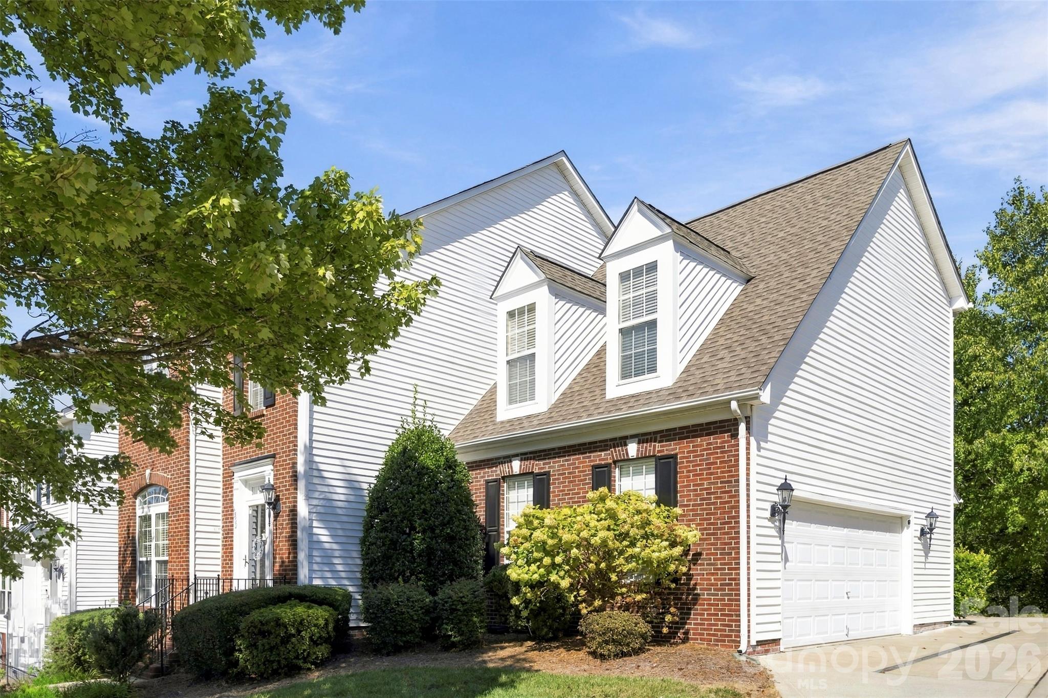 14569 Greenpoint Lane Property Photo 3