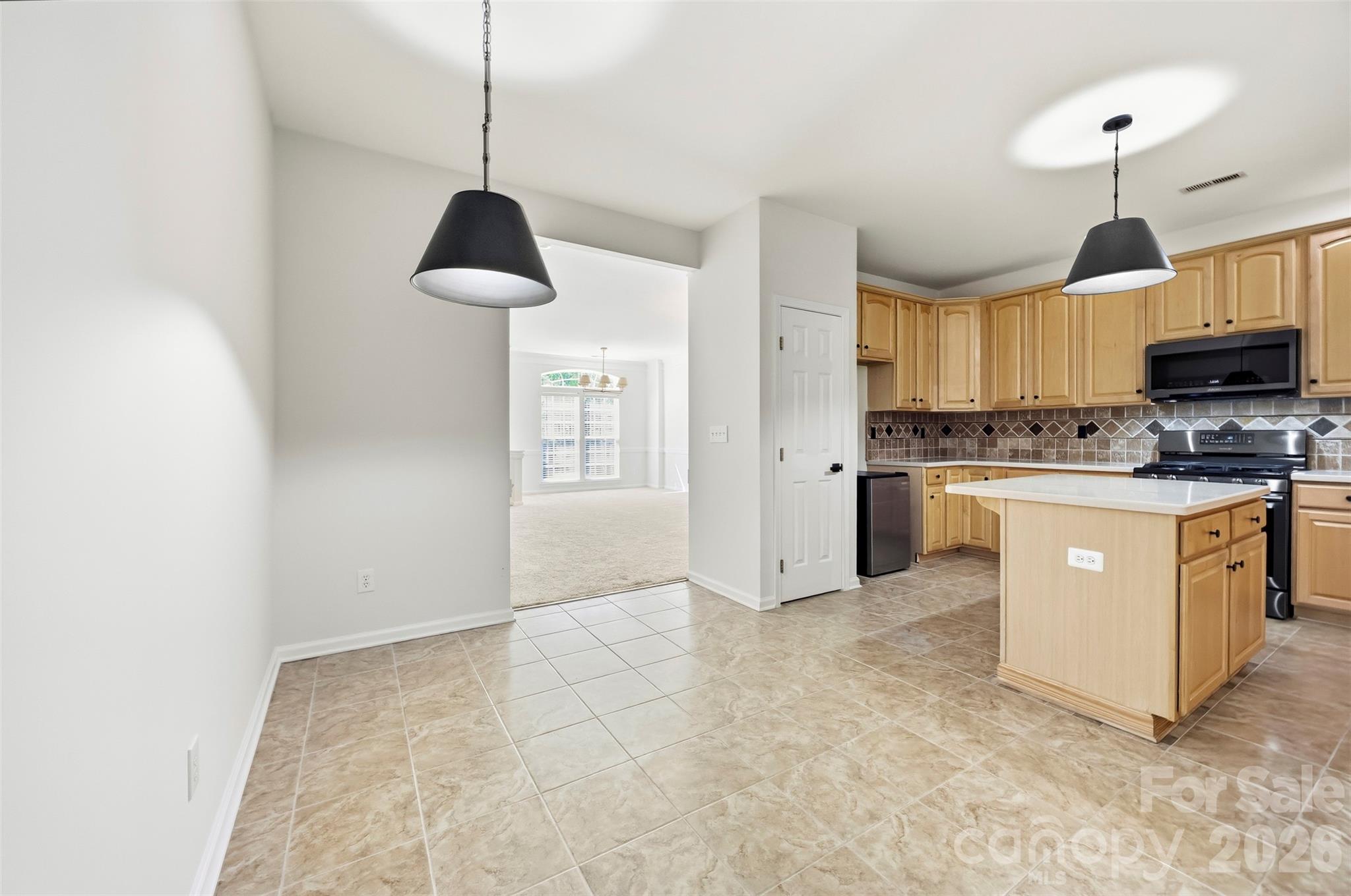 14569 Greenpoint Lane Property Photo 10