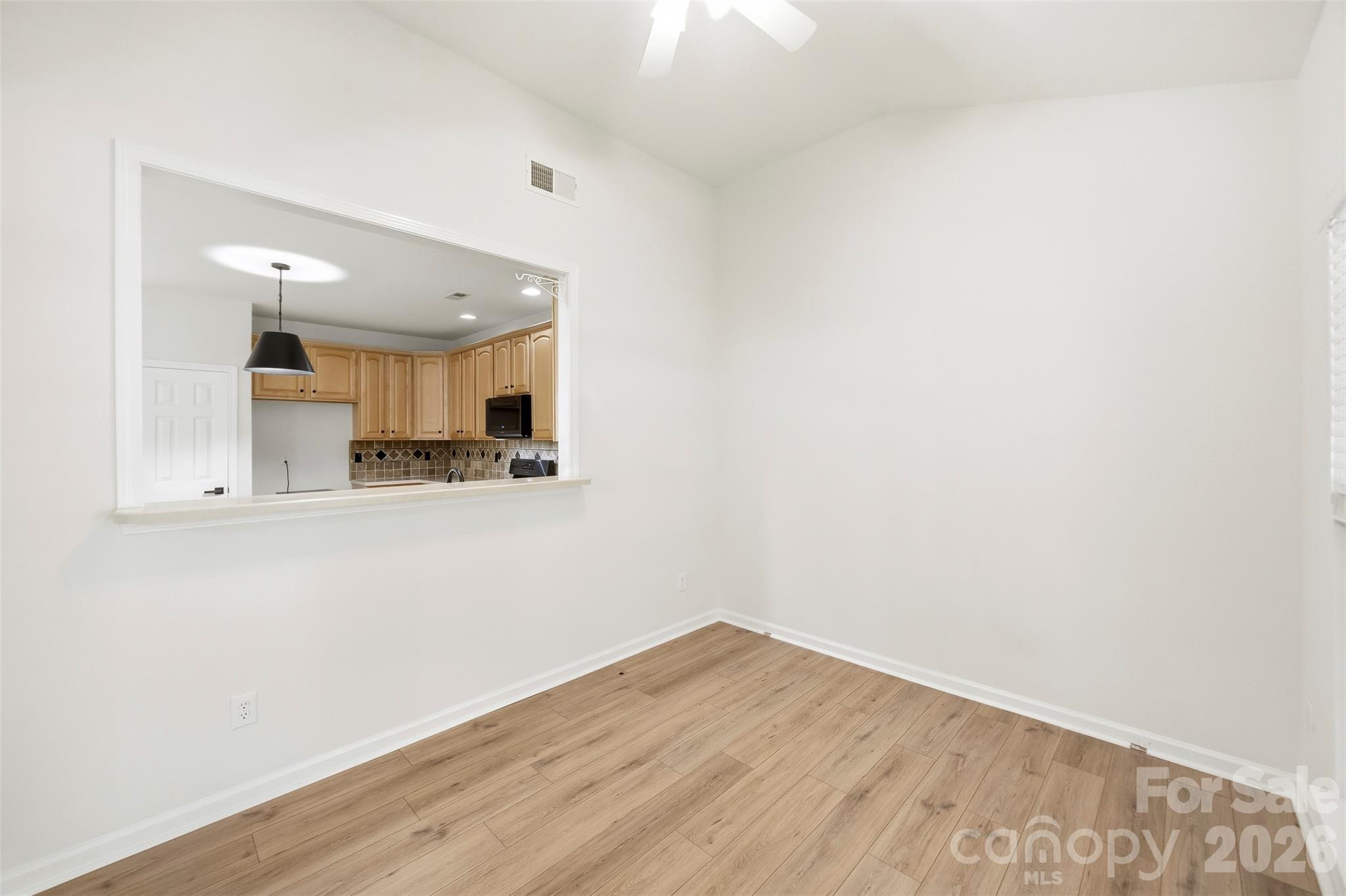 14569 Greenpoint Lane Property Photo 15