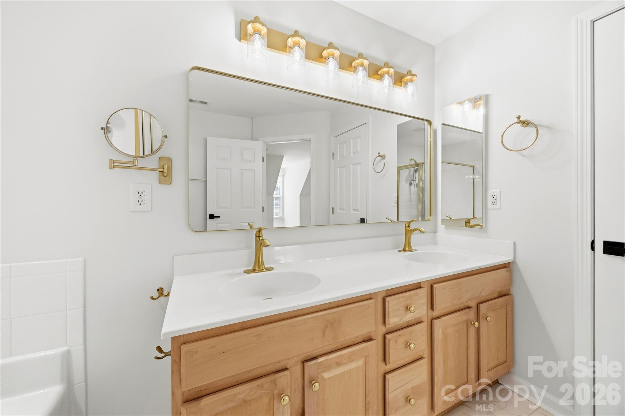 14569 Greenpoint Lane Property Photo 29