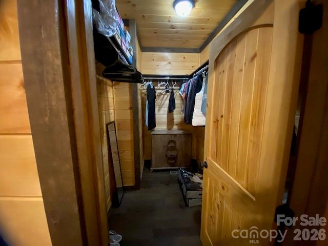 50 Devin Drive Property Photo 19