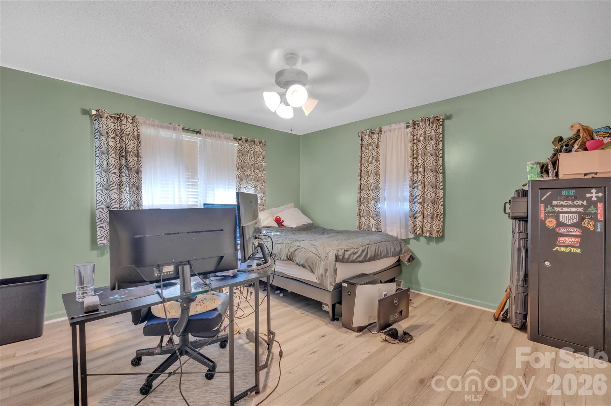 5301 Dellinger Circle Property Photo 18