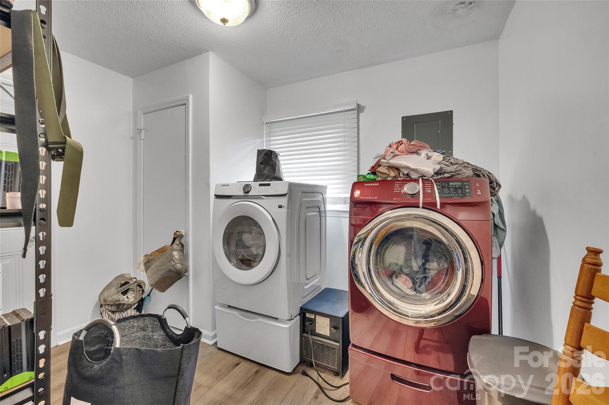 5301 Dellinger Circle Property Photo 19
