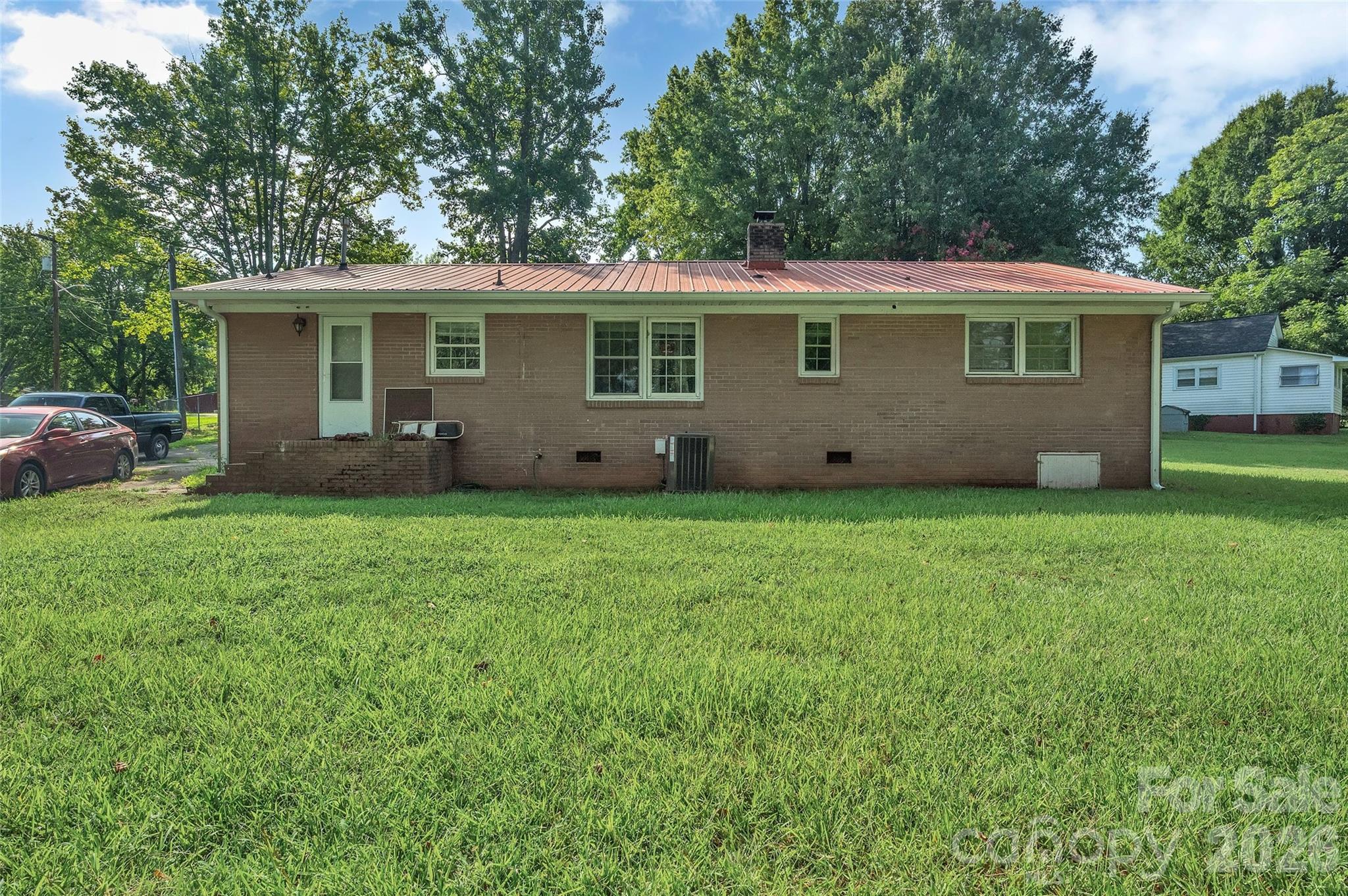 5301 Dellinger Circle Property Photo 22