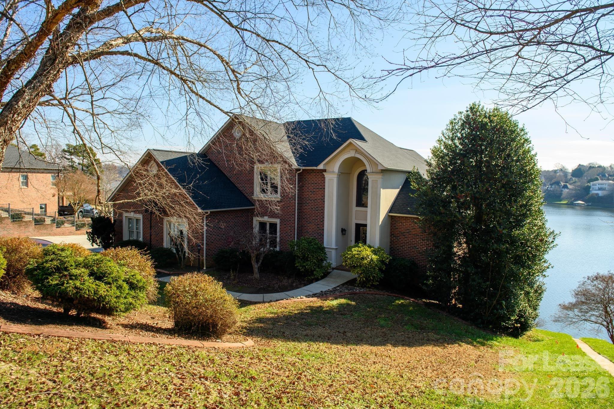 121 Pleasant Pointe Drive Property Photo 20