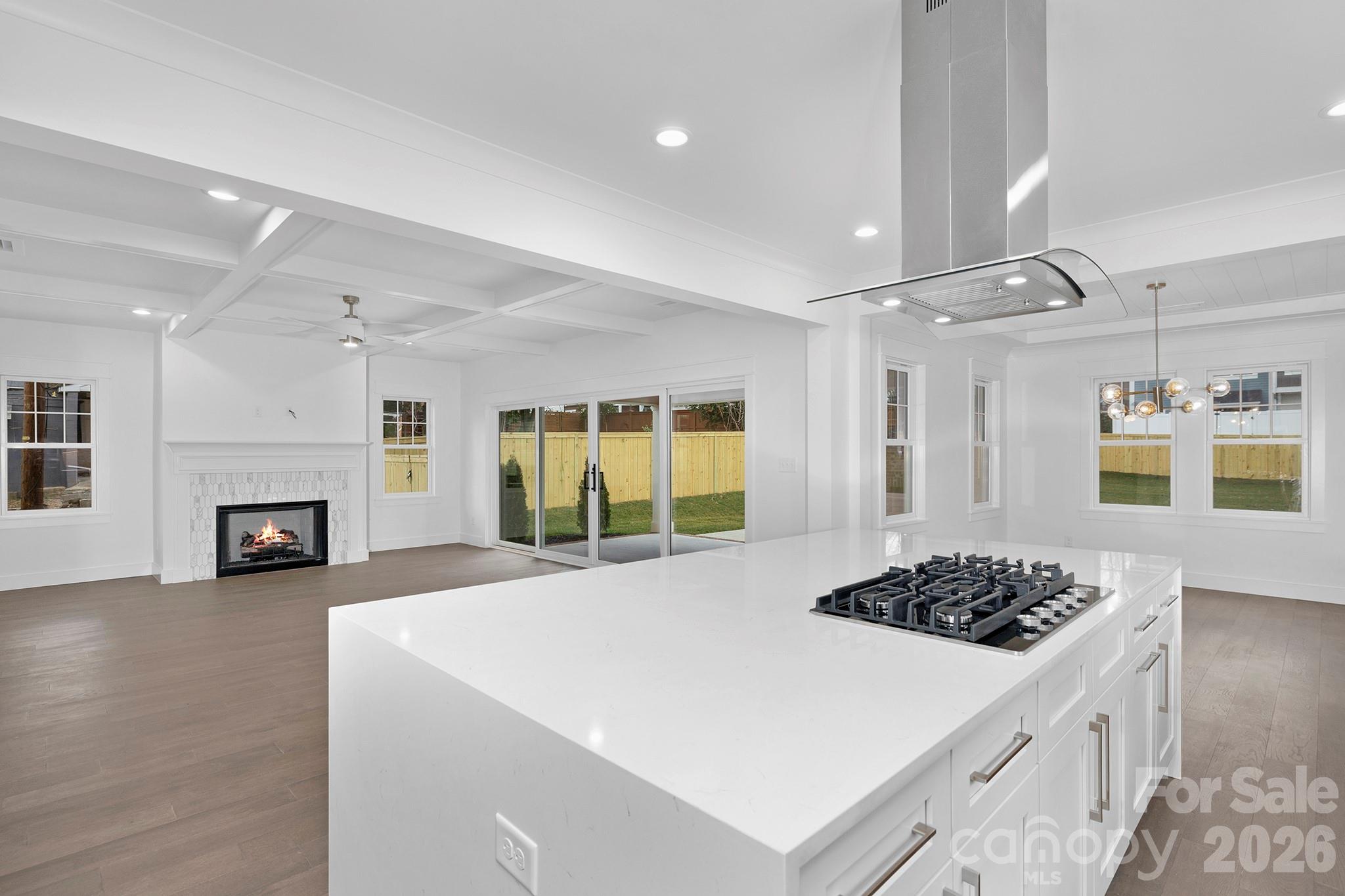 1817 S Mint Street Property Photo 8