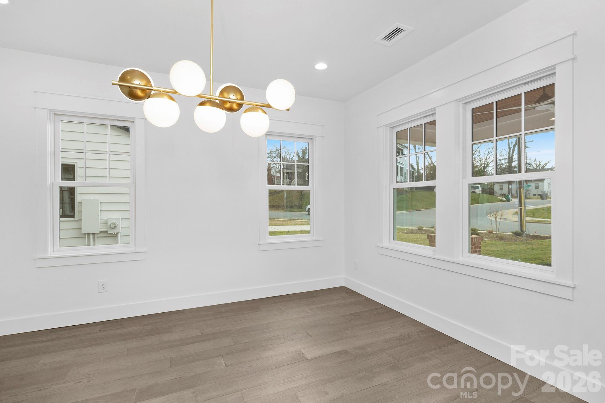 1817 S Mint Street Property Photo 15