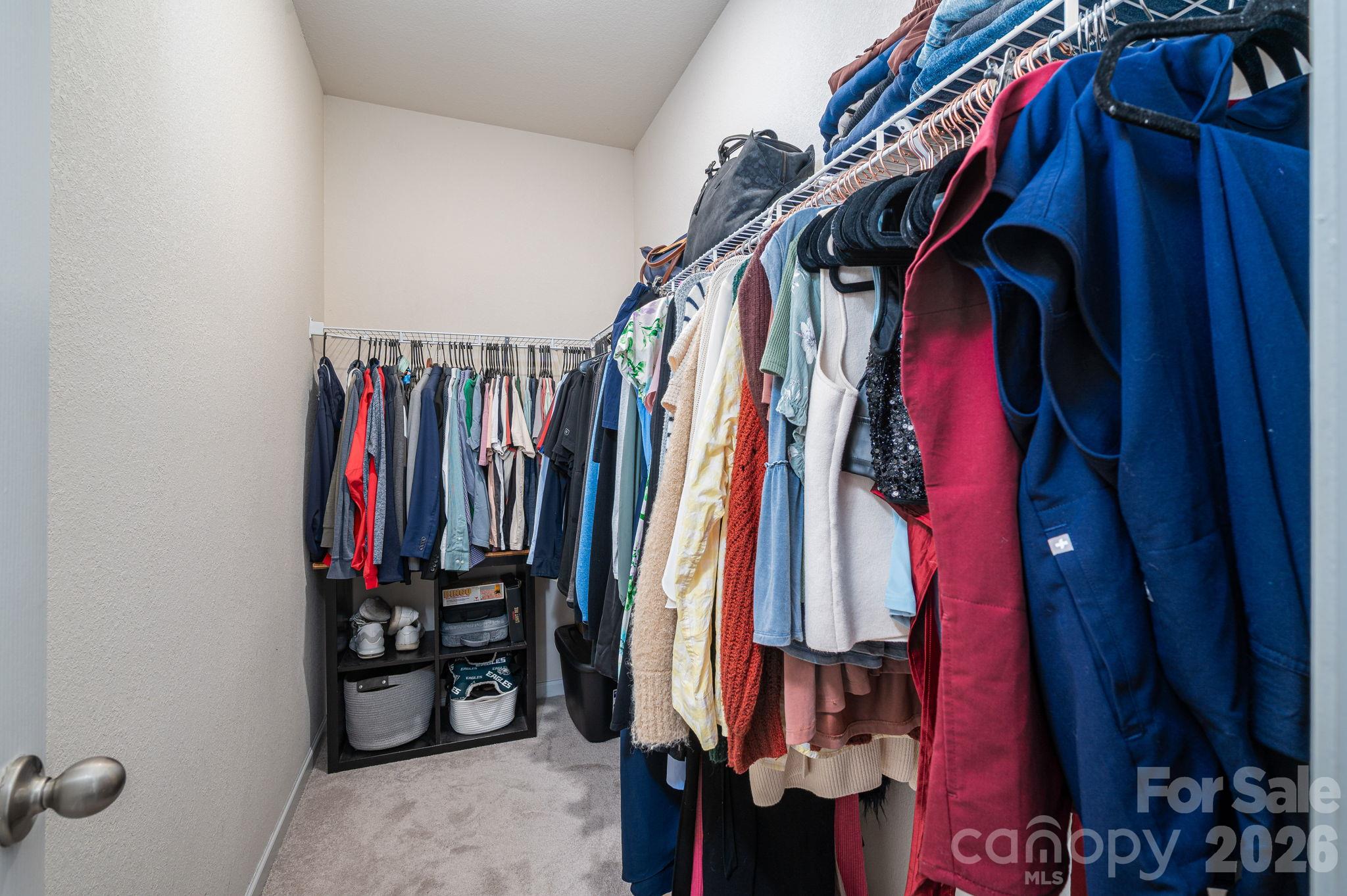 9012 Avery Meadows Drive Property Photo 16