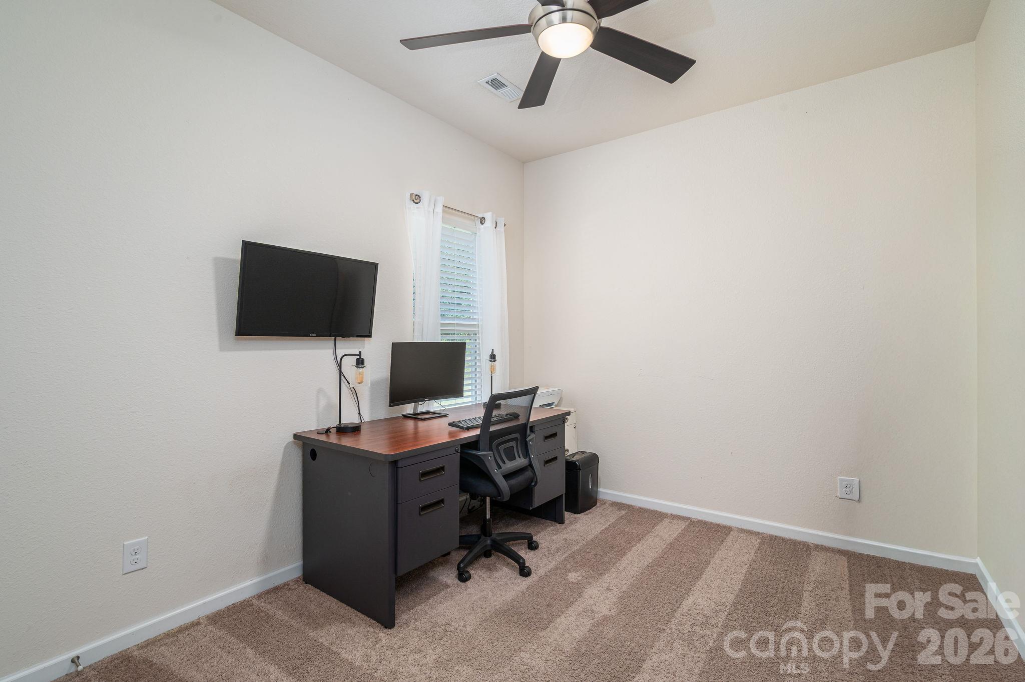 9012 Avery Meadows Drive Property Photo 20