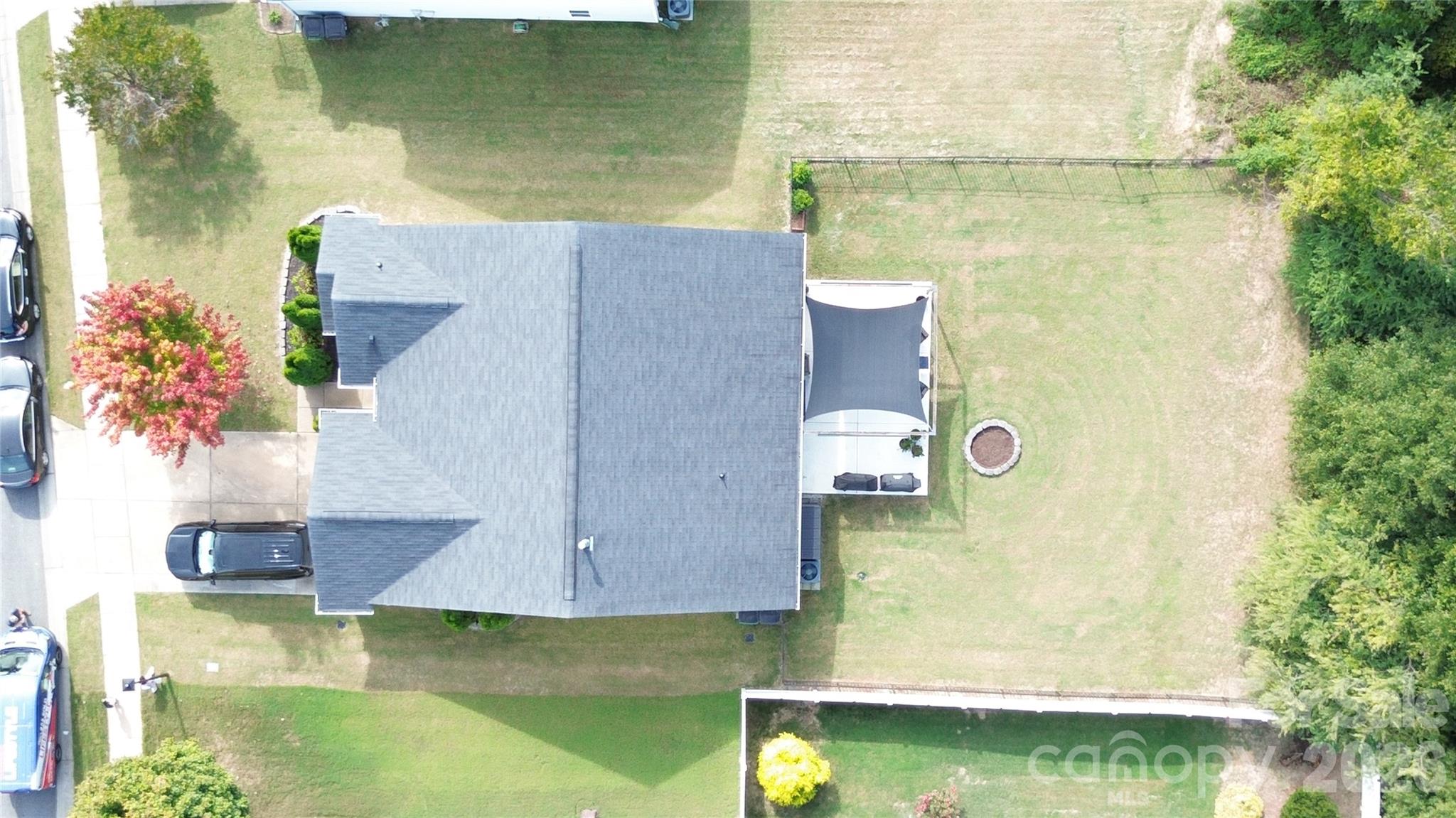 9012 Avery Meadows Drive Property Photo 29
