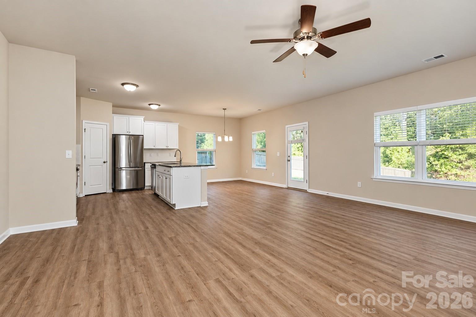 2647 Dellinger Drive Property Photo 5