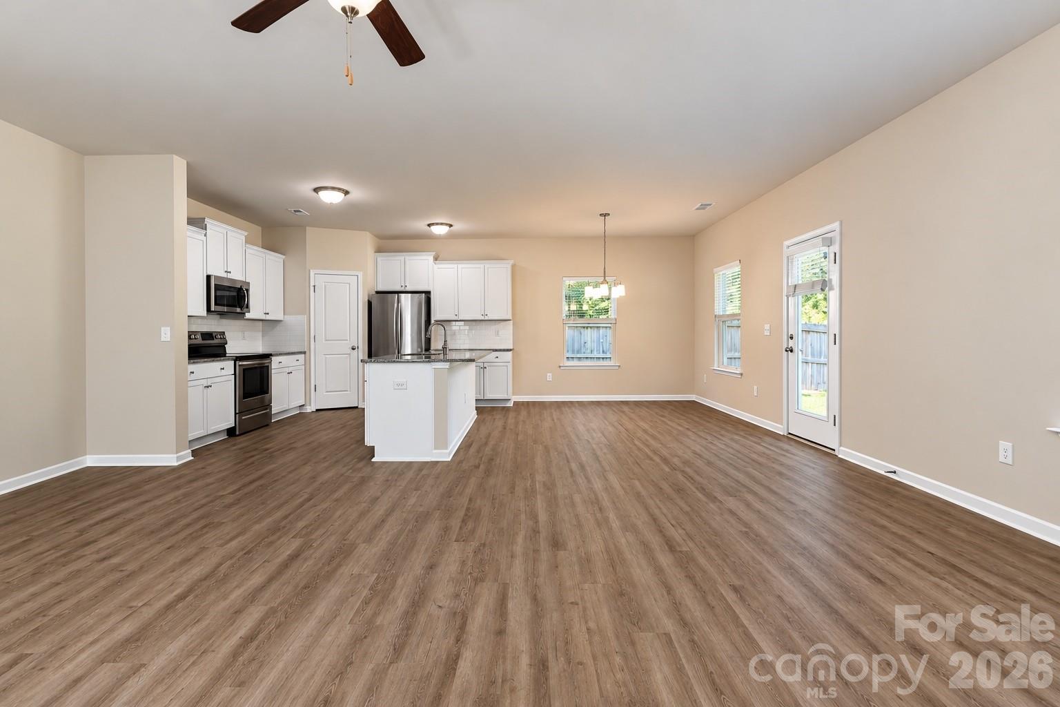 2647 Dellinger Drive Property Photo 6