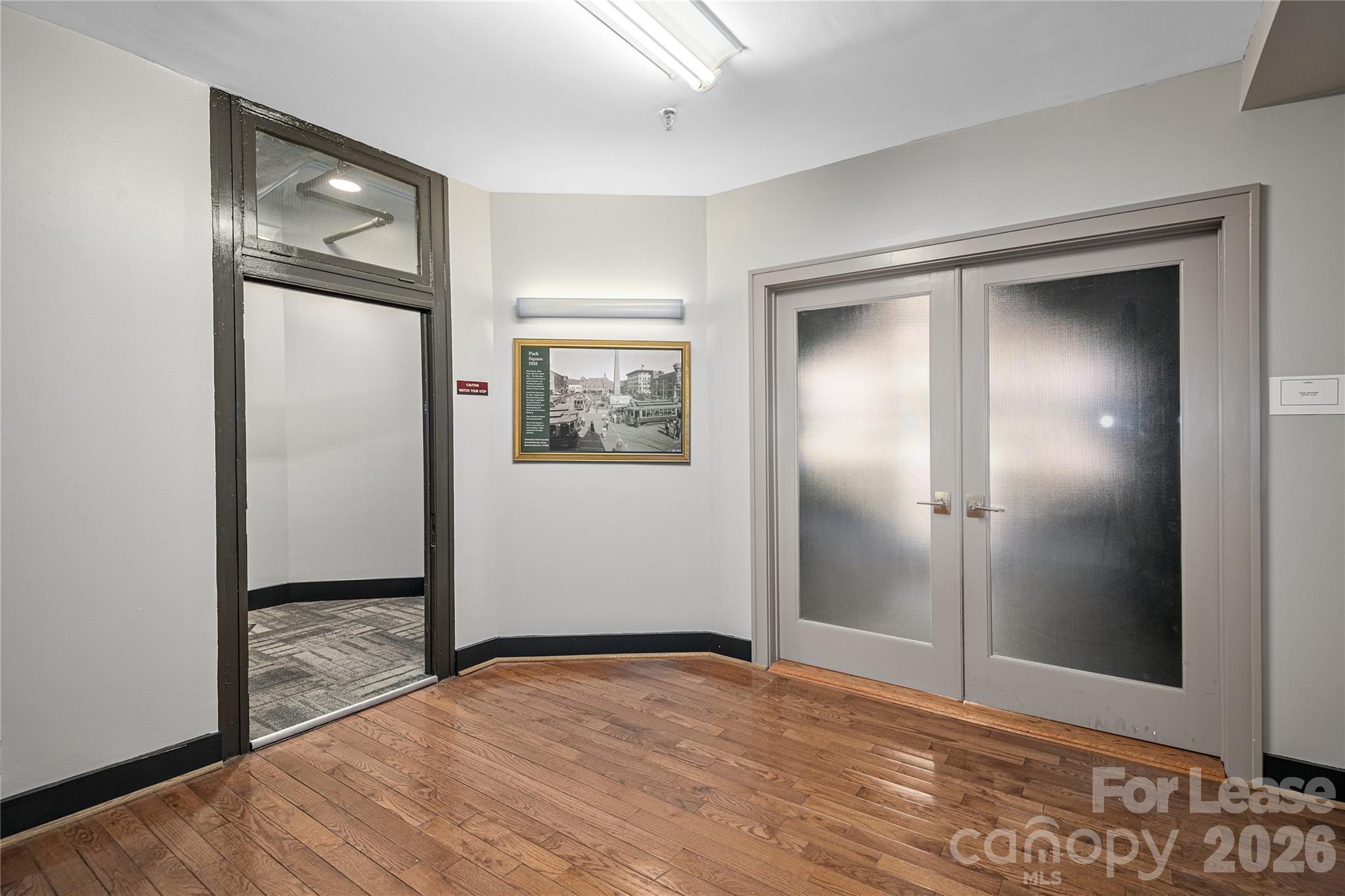 14 S Pack Square 360 Property Photo 6