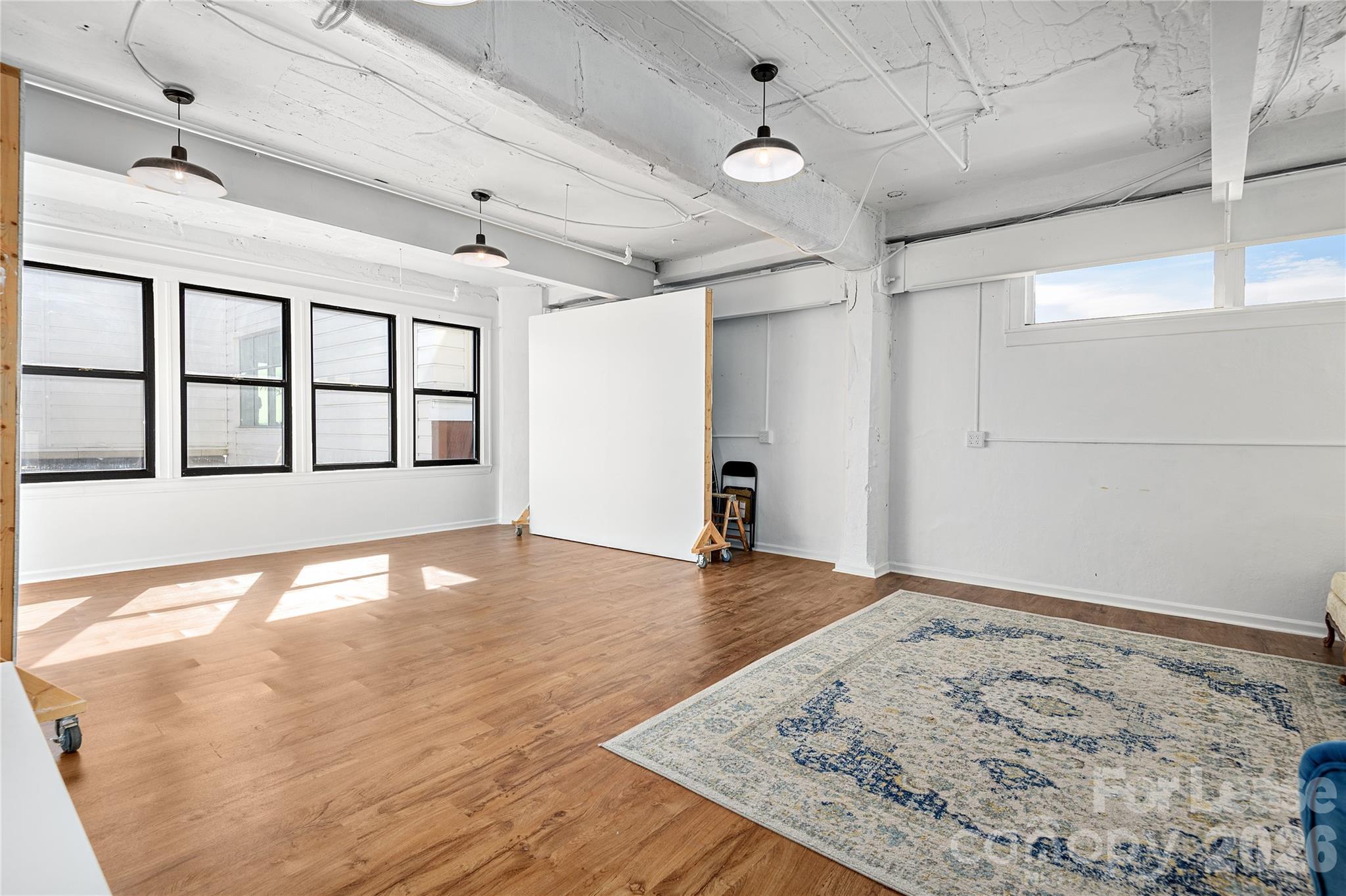 14 S Pack Square 360 Property Photo 7