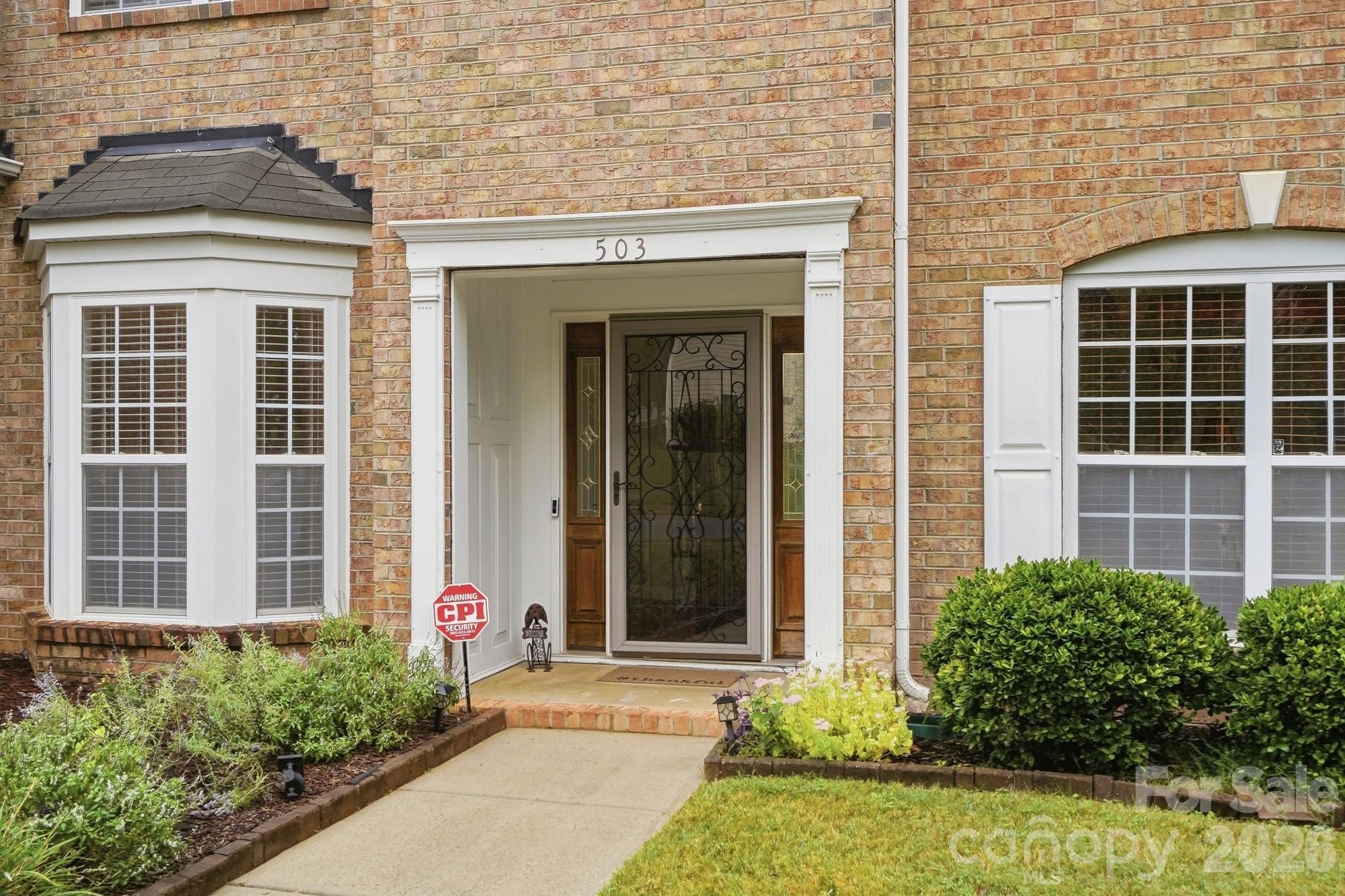 503 Geary Street Property Photo 6