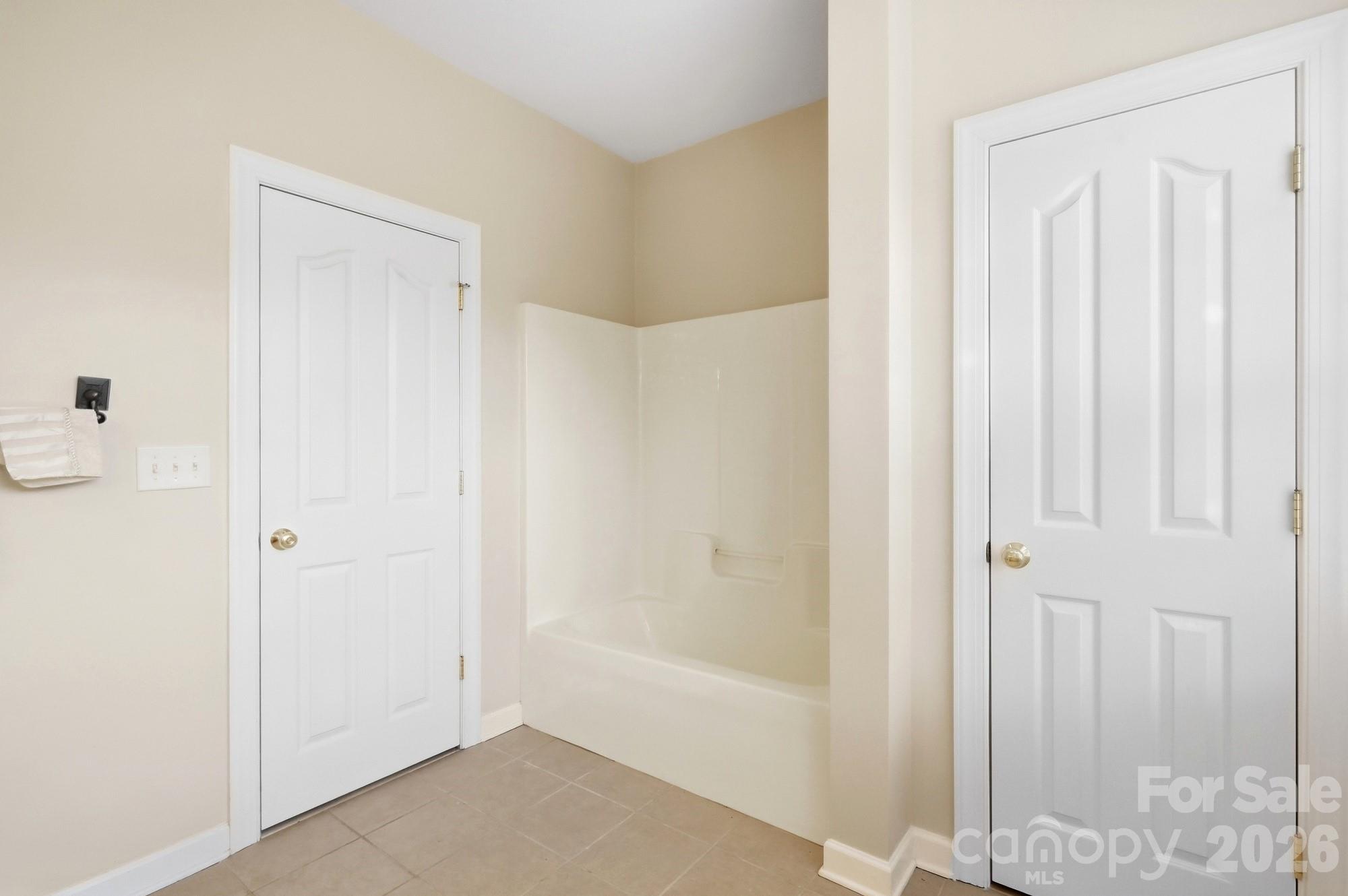503 Geary Street Property Photo 36