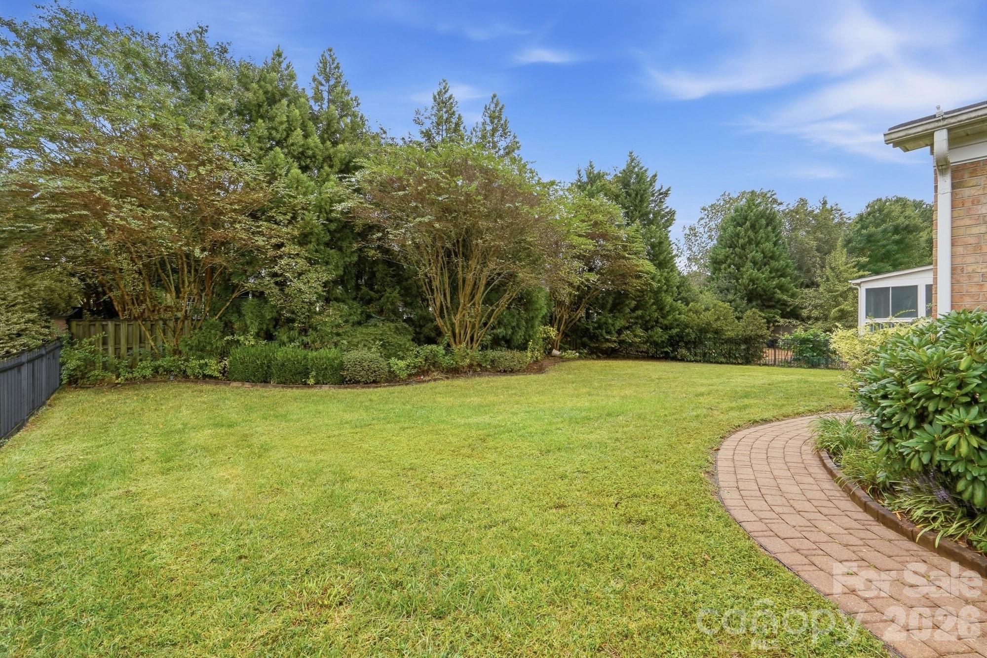503 Geary Street Property Photo 45